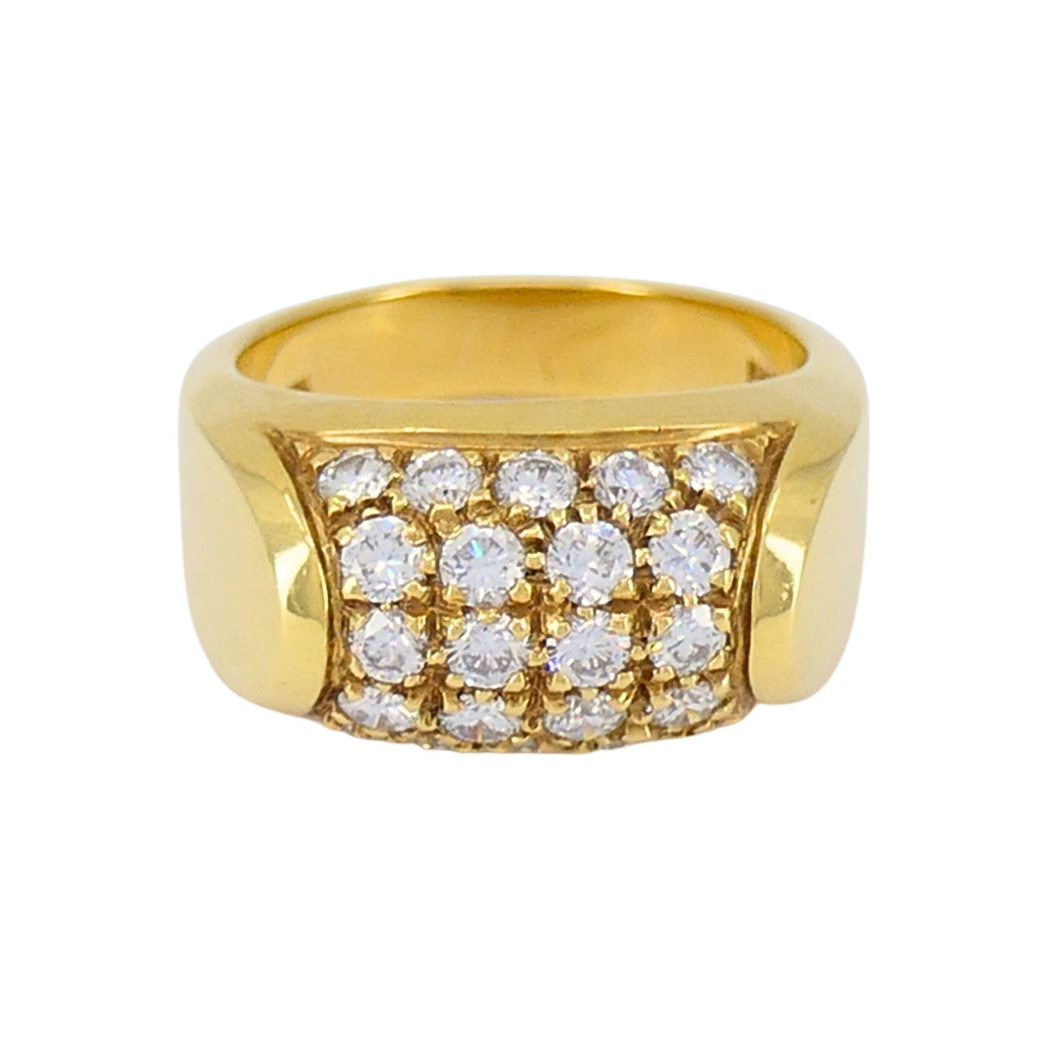 Vintage Bvlgari 18k Yellow Gold Diamond Tronchetto Bulgari Ring en venta