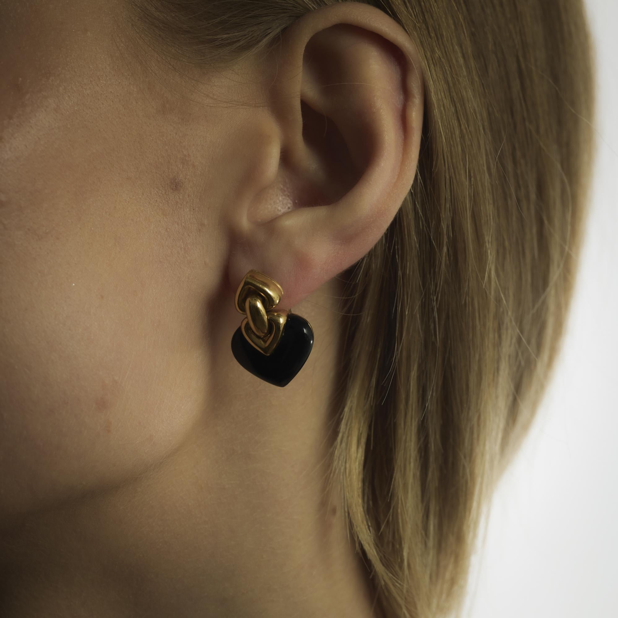 Vintage Bvlgari 18k yellow gold enamel 