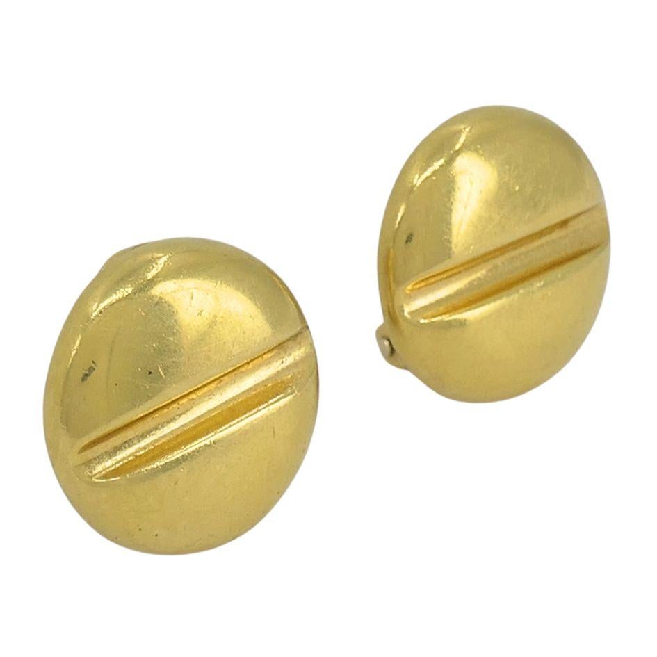 Vintage Bvlgari 20k Button Earrings In Good Condition For Sale In Beverly Hills, CA