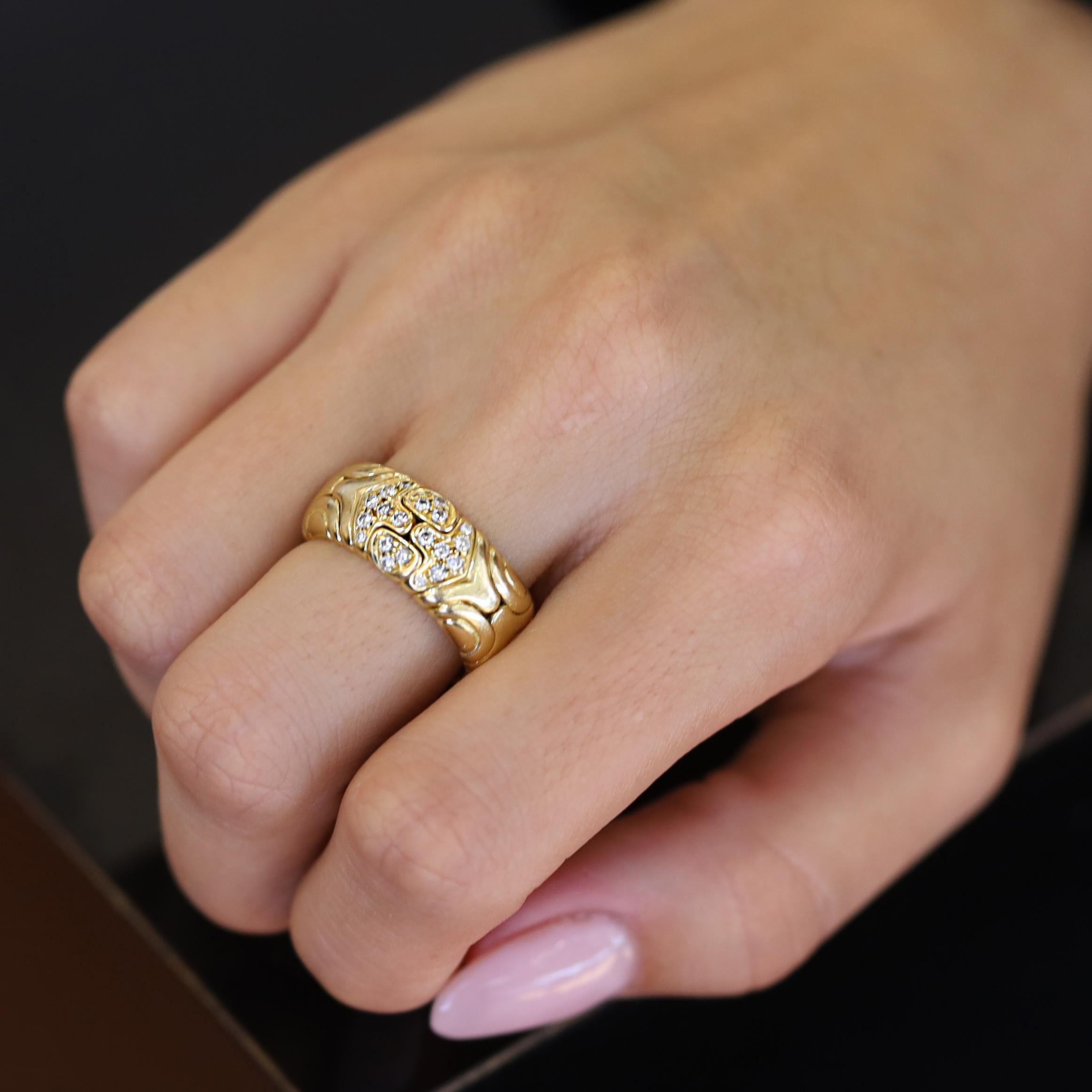 Erweitern Sie Ihre Bvlgari-Sammlung mit diesem breiten 