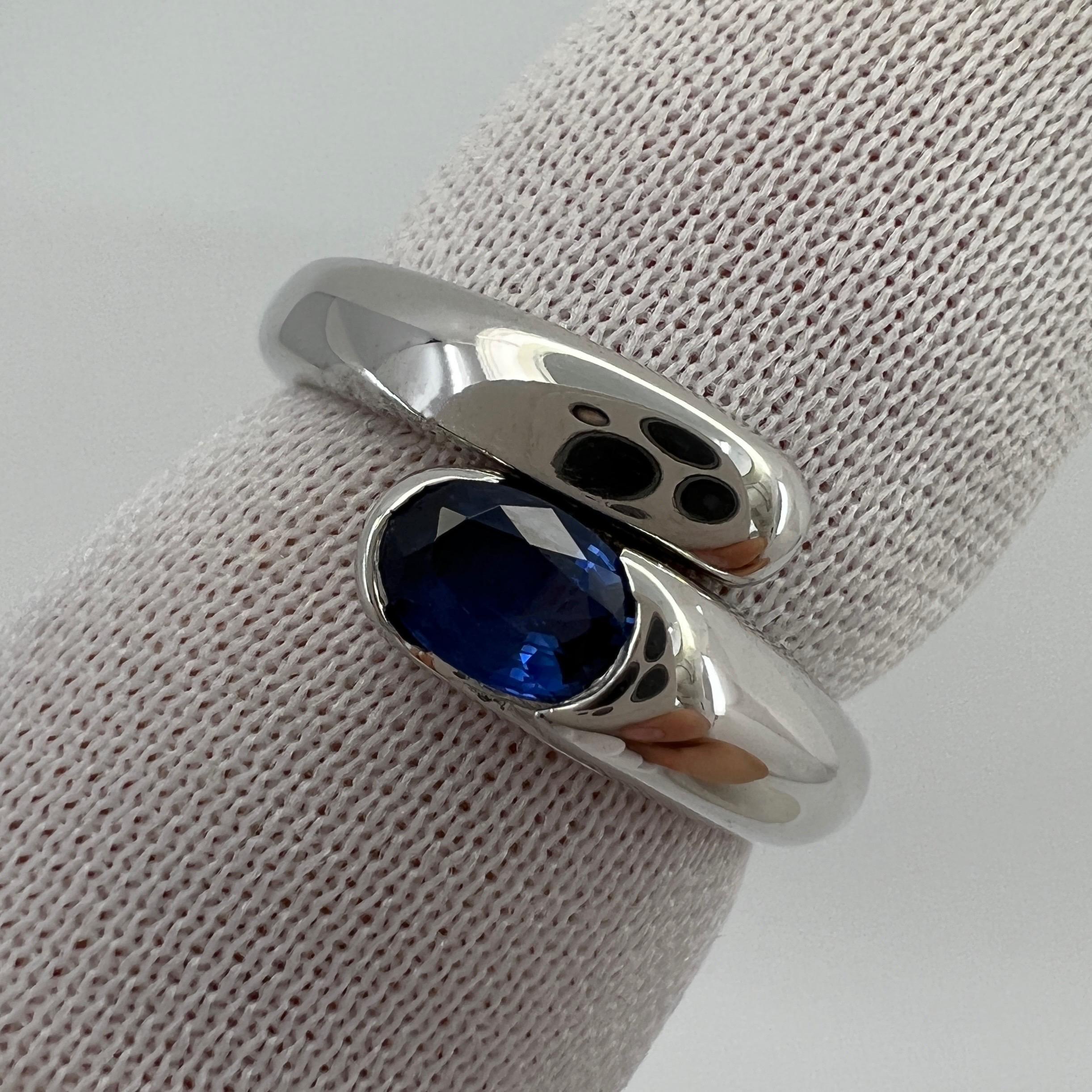 Vintage Bvlgari Astrea Vivid Blue Sapphire Oval Cut 18k White Gold Bypass Ring For Sale 3