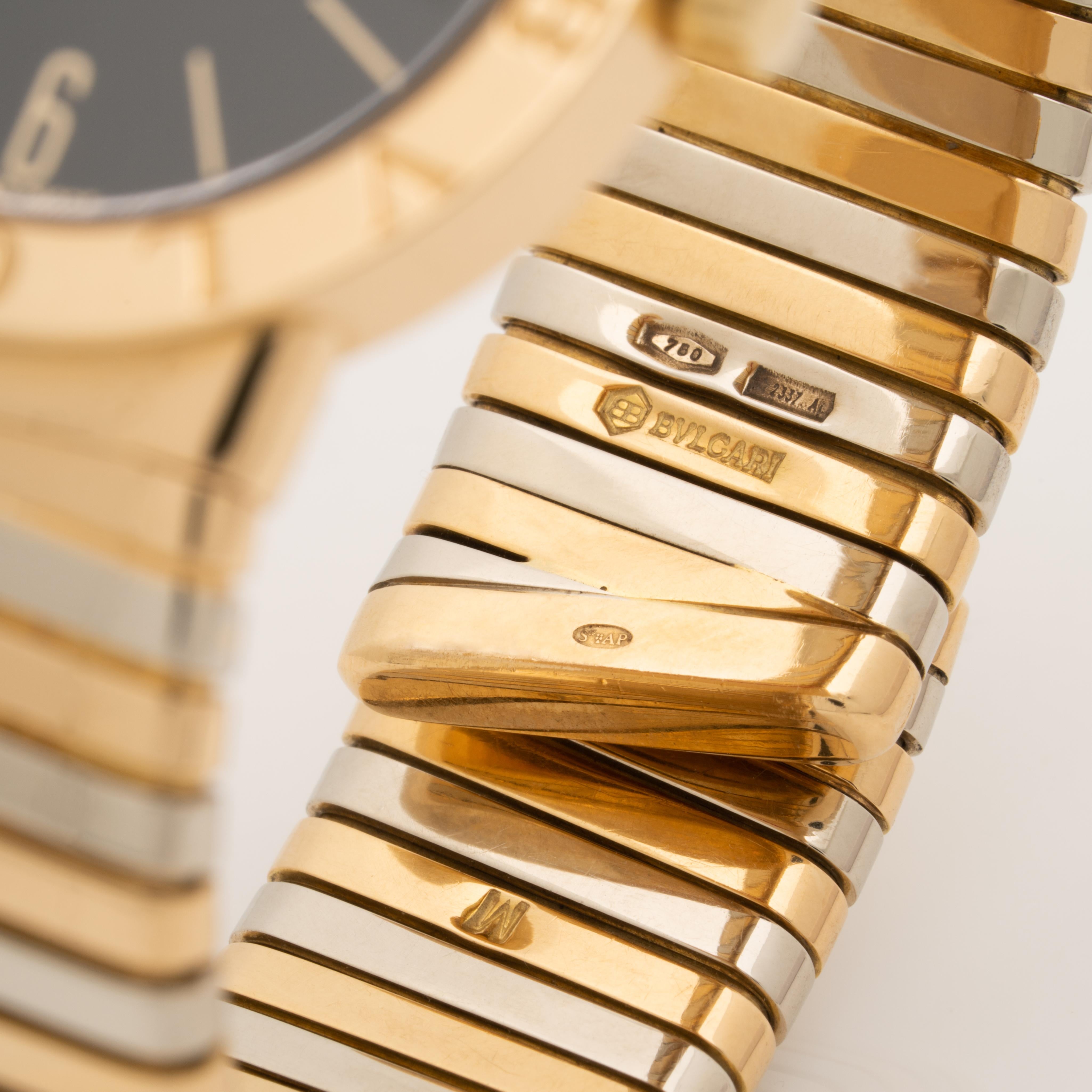 Modern Vintage Bvlgari Bulgari 18 Karat Gold Model BB302T 30mm Dial Tubogas Watch For Sale