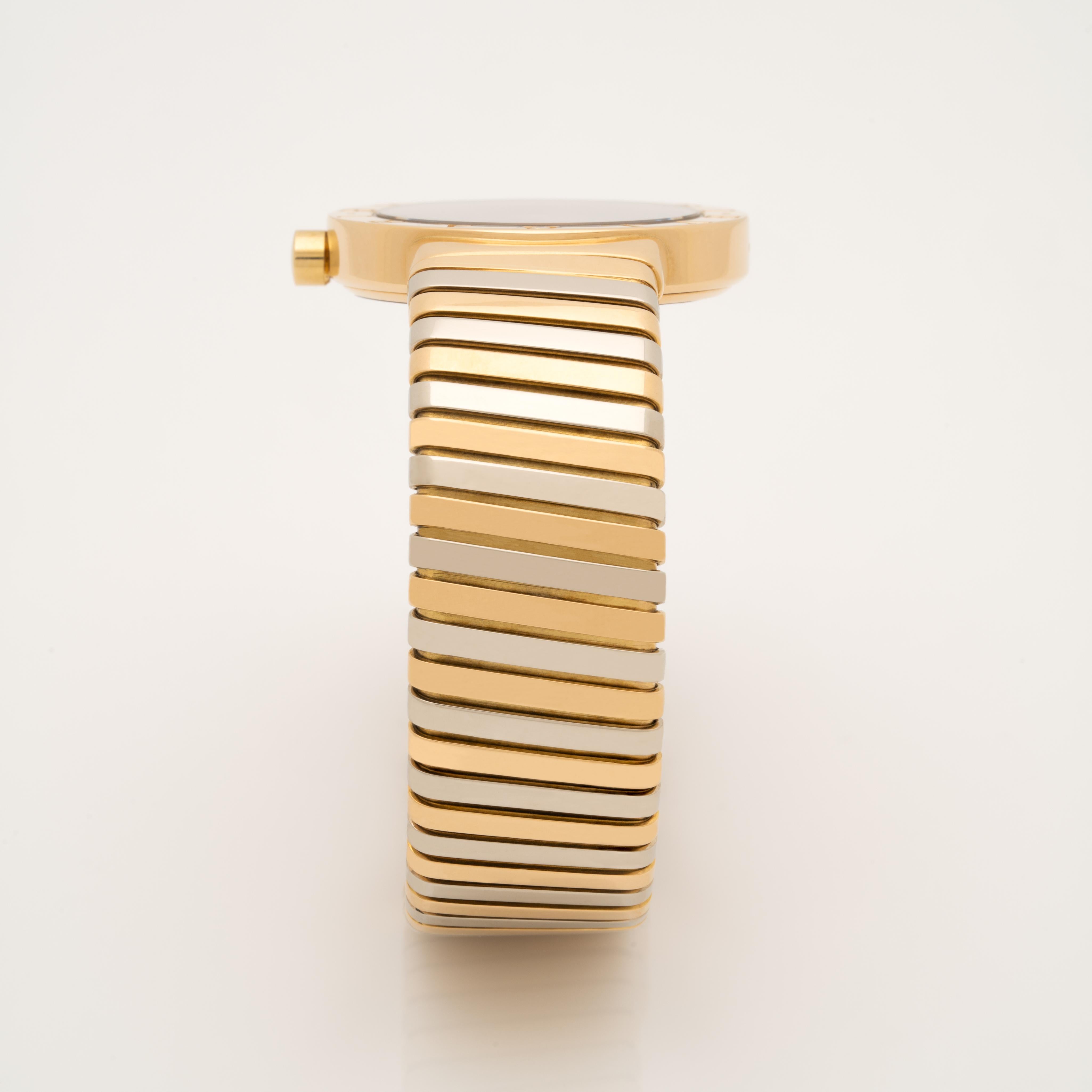 Women's or Men's Vintage Bvlgari Bulgari 18 Karat Gold Model BB302T 30mm Dial Tubogas Watch For Sale