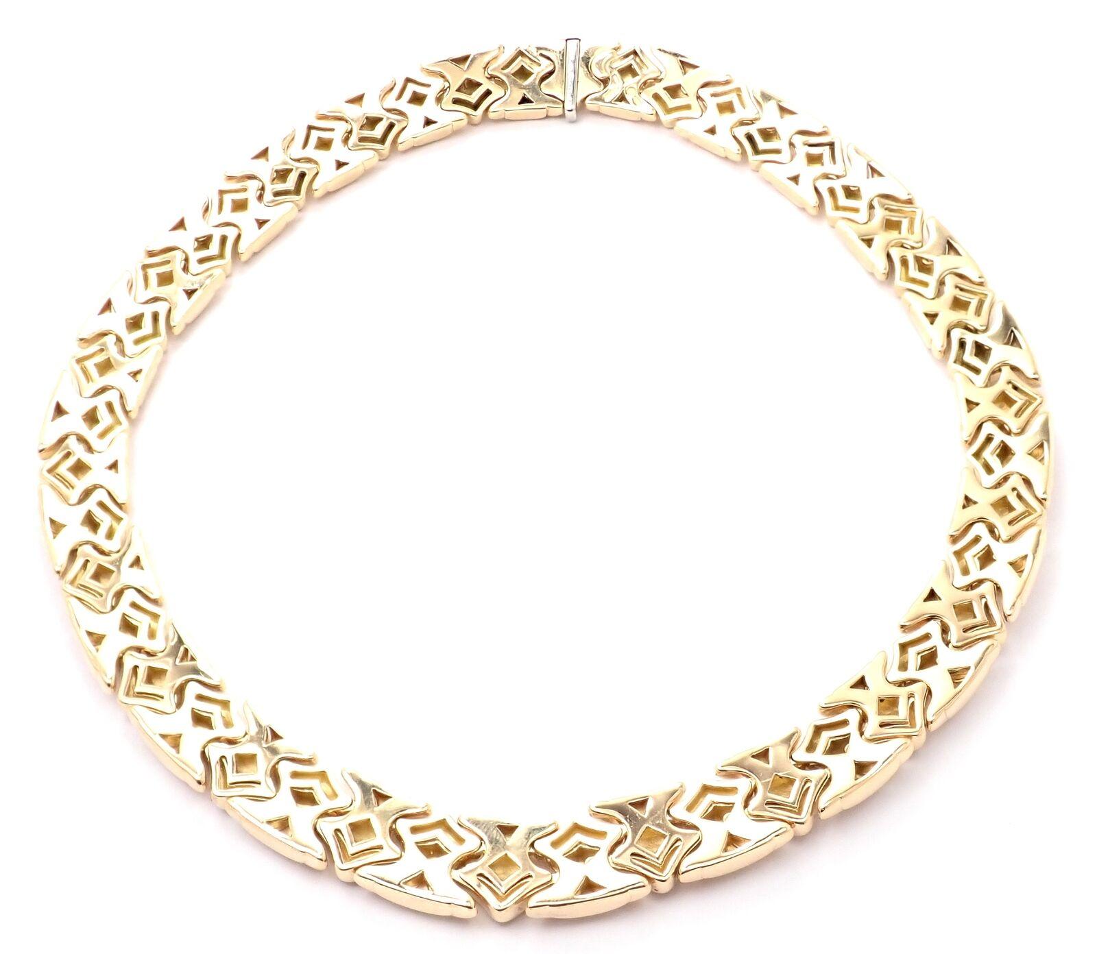 18k Yellow Gold vintage heavy choker necklace by Bulgari. 
Details: 
Length: 16