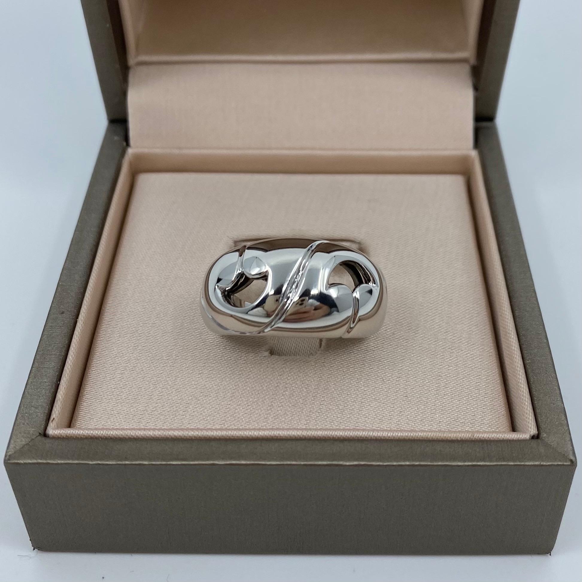 Women's or Men's Vintage Bvlgari Bulgari Nuvole Rare 950 Platinum Dome Ring with Bvlgari Ring Box For Sale