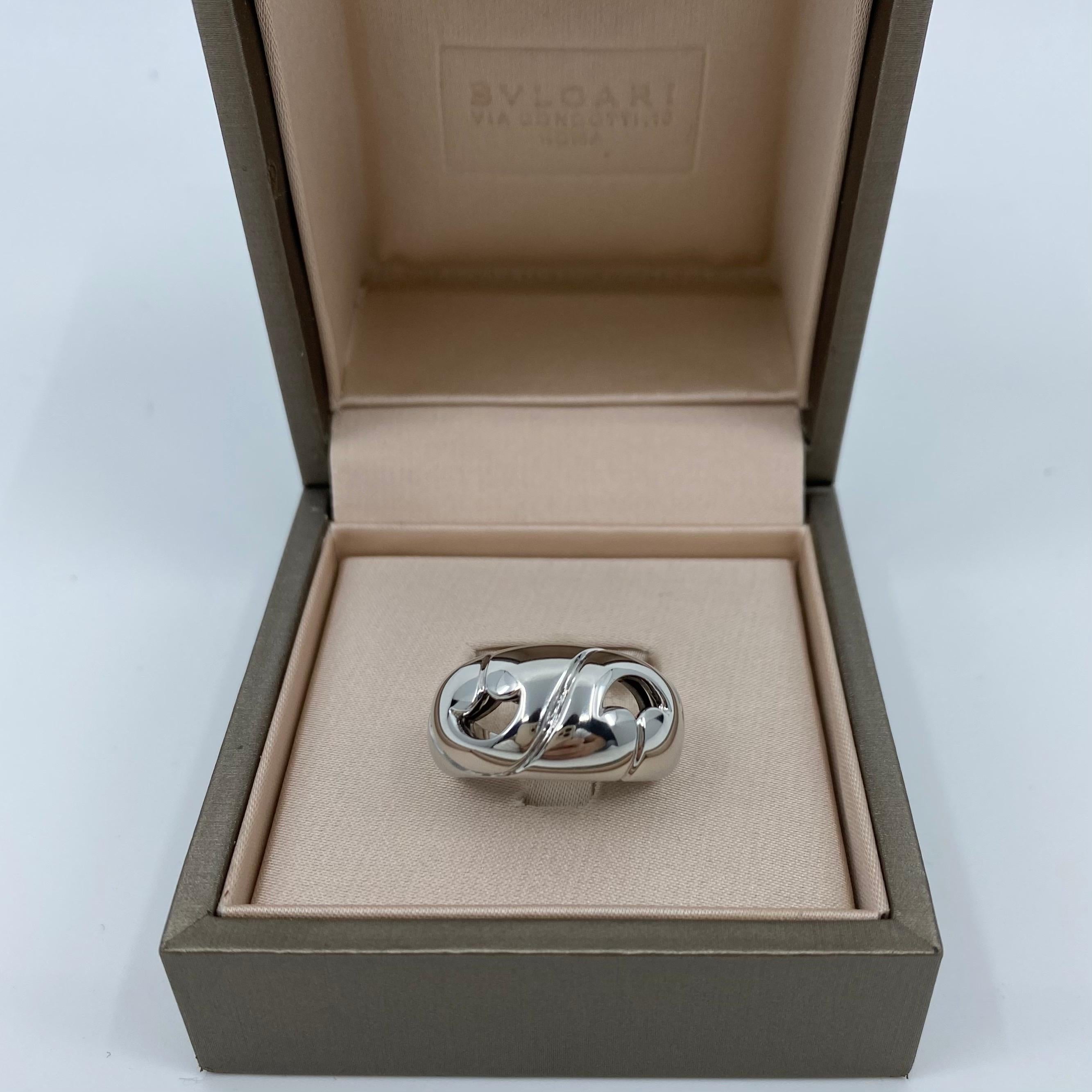 Vintage Bvlgari Bulgari Nuvole Rare 950 Platinum Dome Ring with Bvlgari Ring Box For Sale 2