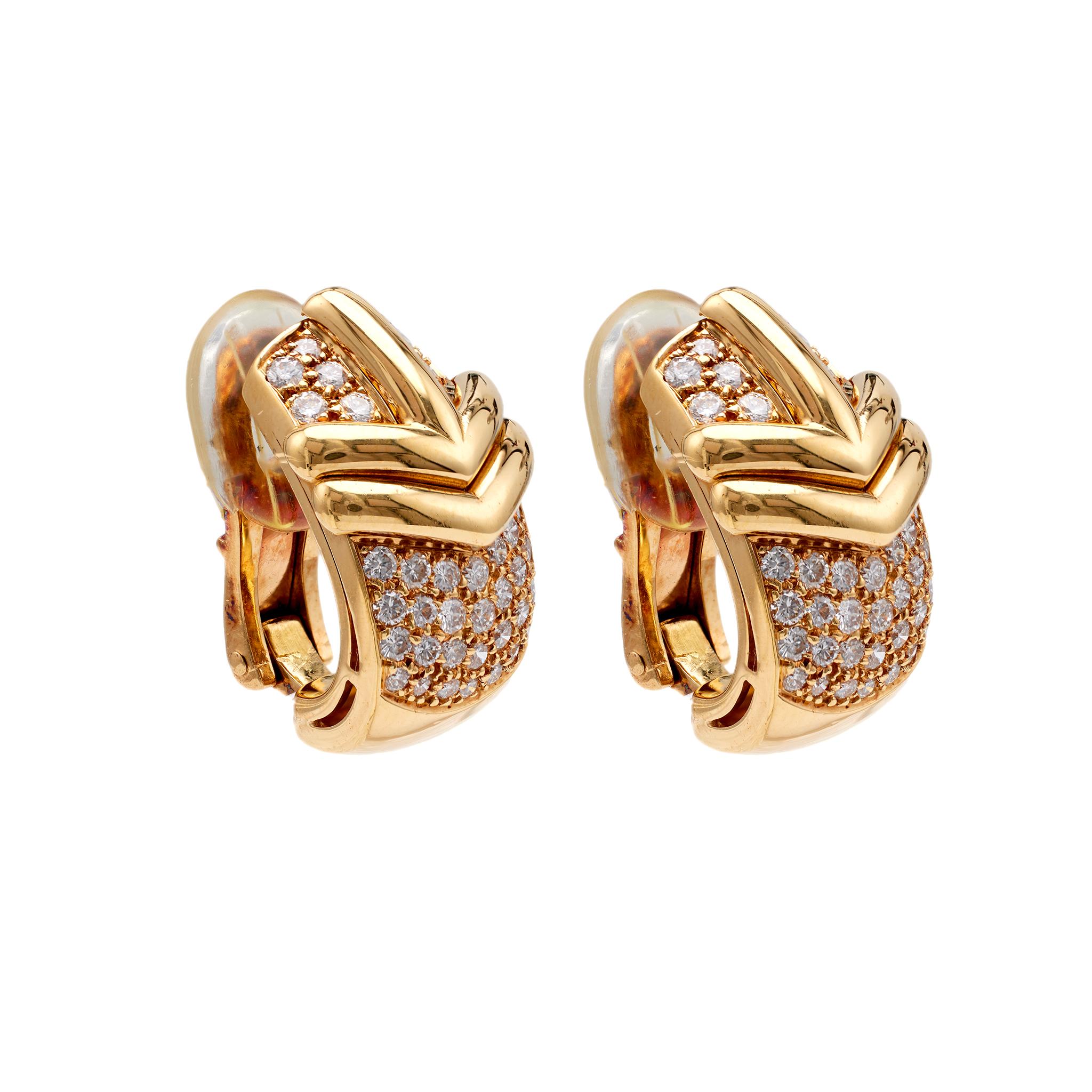 Women's or Men's Vintage Bvlgari Diamond 18k Yellow Gold Ear Clip Earrings
