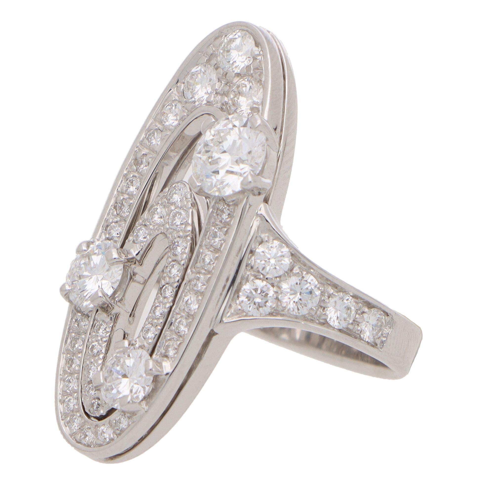 Vintage Bvlgari Elisia Diamond Cocktail Ring Set in 18k White Gold In Good Condition In London, GB