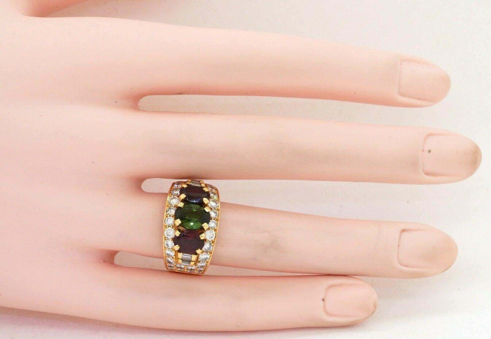 Vintage Bvlgari Heavy 18k Yg 5.50ct VS1/F Diamond & Tourmaline Ring In Good Condition For Sale In Fort Lauderdale, FL