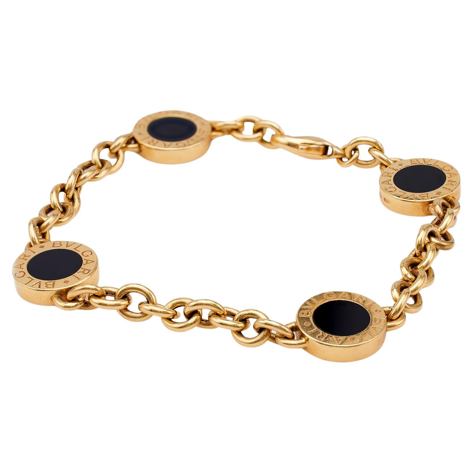 Bvlgari, Italie, bracelet vintage en or jaune 18 carats et onyx