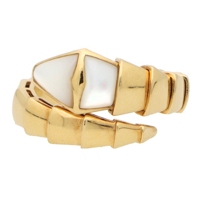 Vintage Bvlgari Mother of Pearl Serpenti Viper Ring in 18k Yellow Gold For  Sale at 1stDibs | bvlgari serpenti ring price, bvlgari serpenti viper ring  price, bulgari serpenti ring yellow gold