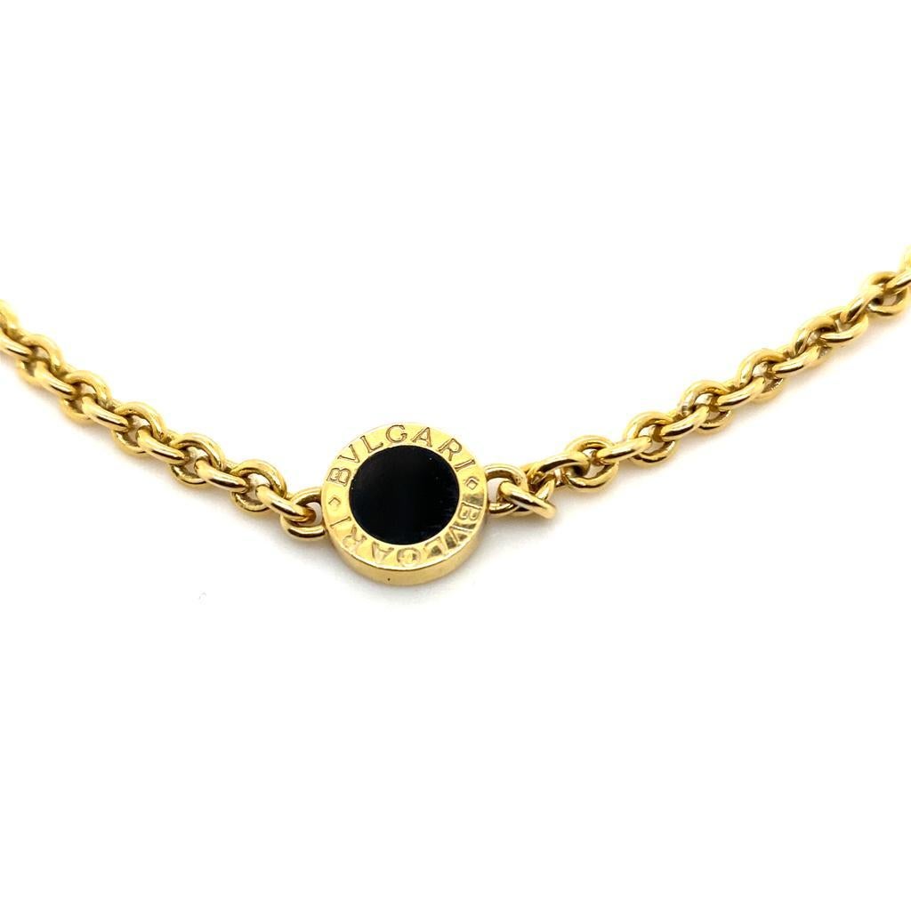 Vintage Bvlgari Onyx Disc 18 Karat Yellow Gold Necklace In Good Condition In London, GB