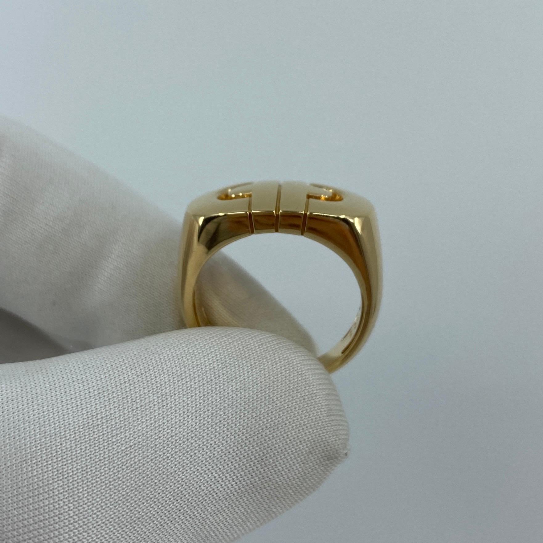 Vintage Bvlgari Parentesi Tubogas 18k Yellow Gold 'Signet Style' Italian Ring In Excellent Condition In Birmingham, GB