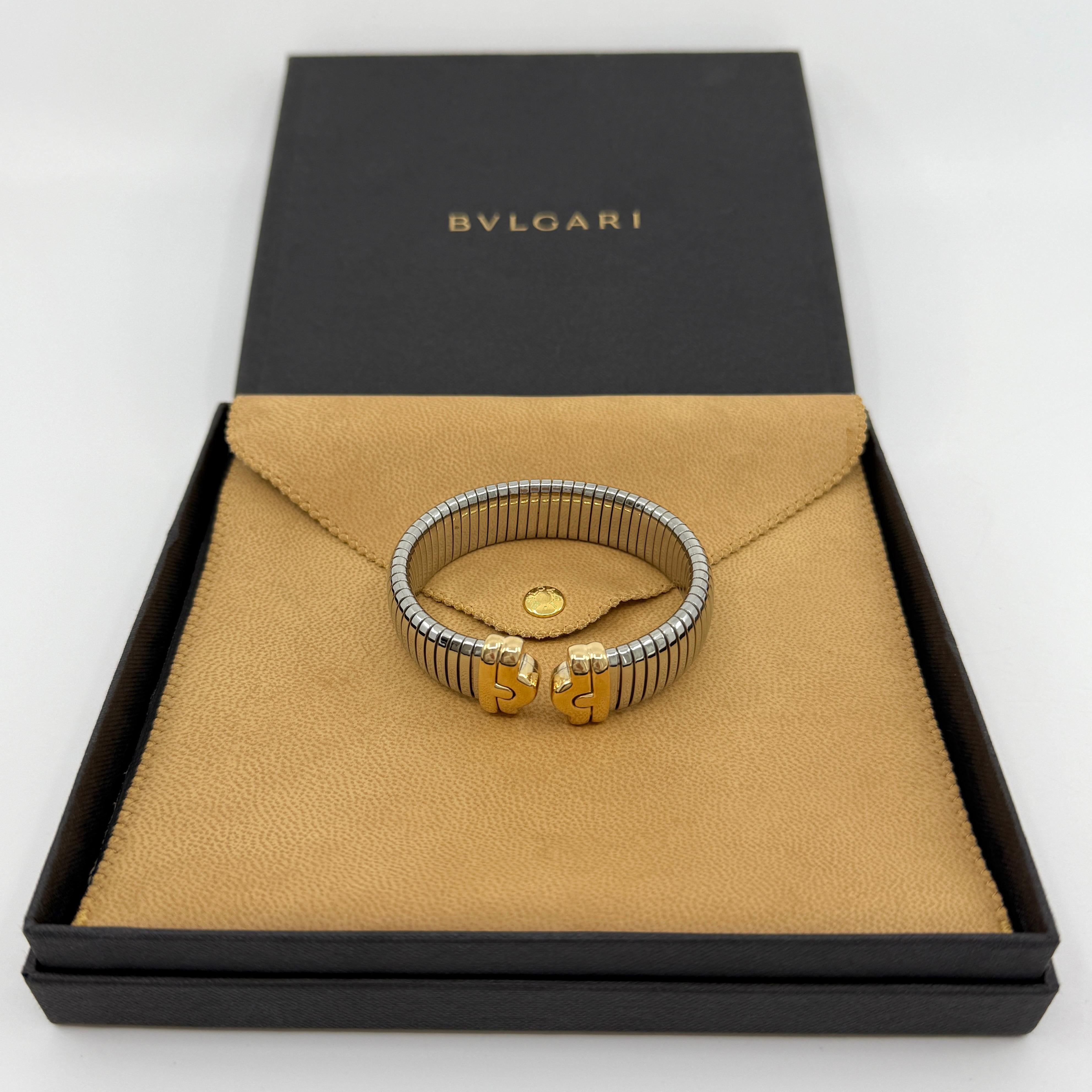 Bracciale Parentesi Bvlgari vintage in oro giallo 18k e acciaio inossidabile.

Stupendo bracciale Bvlgari con lo stile Parentesi Tubogas. Corpo flessibile del bracciale in acciaio inossidabile e punte del bracciale in oro giallo 18