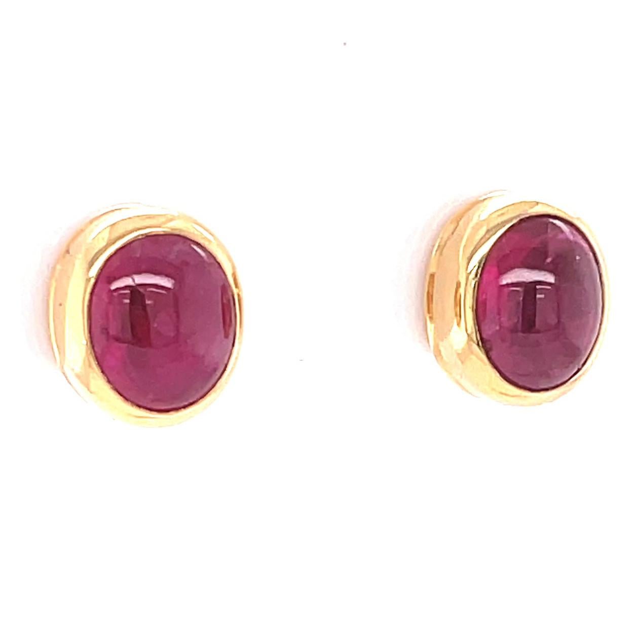 Cabochon Vintage Bvlgari Ruby Gold Stud Earrings