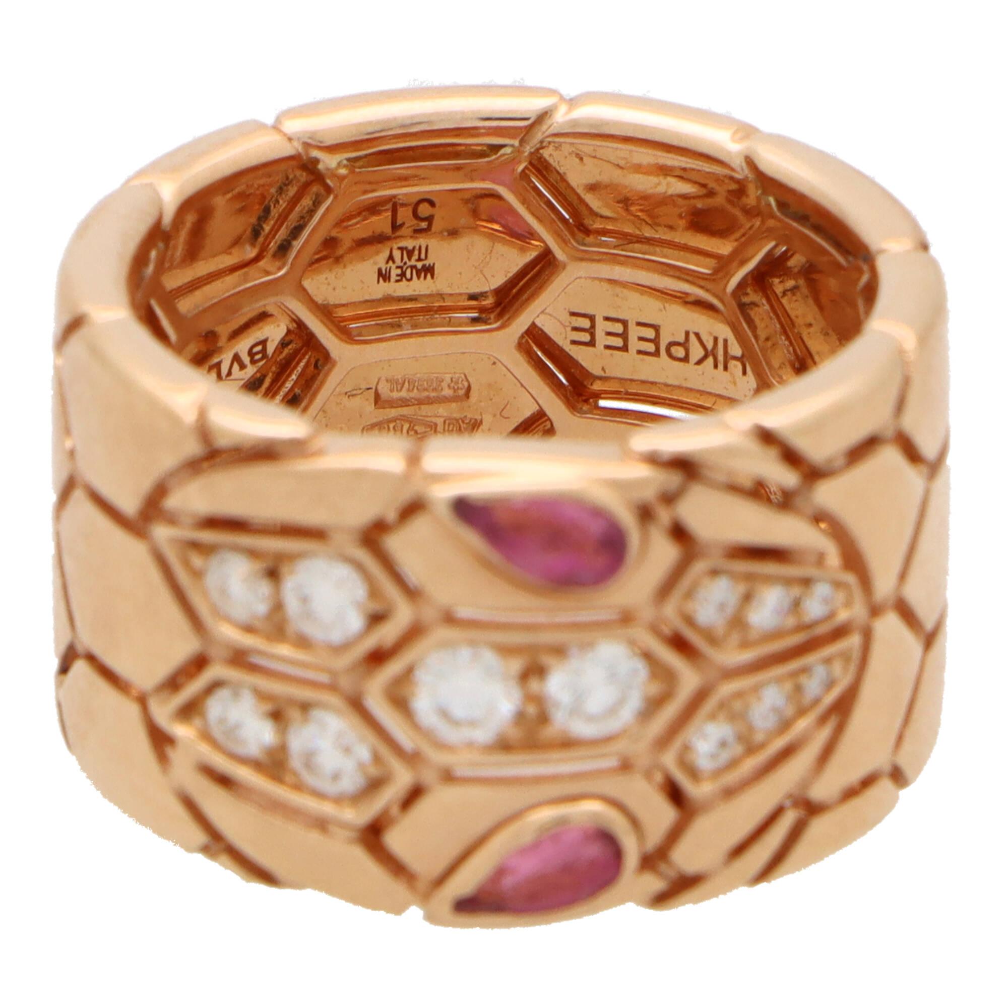 Taille ronde Bvlgari Serpenti Seduttori, bague vintage en or rose, rubellite et diamants