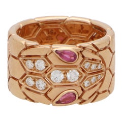 Anello d'epoca Bvlgari Serpenti Seduttori con rubellite e diamanti in oro rosa