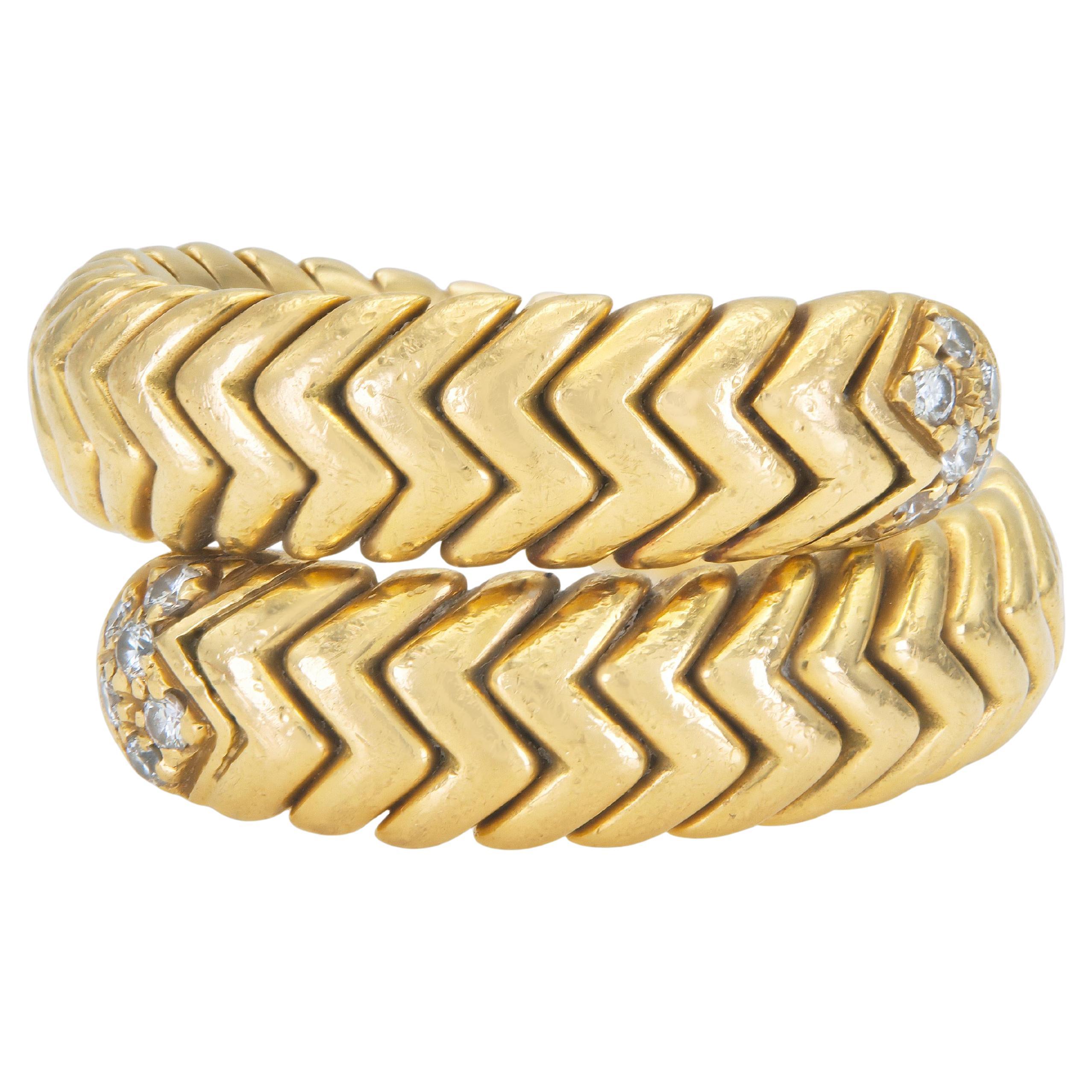 Anello Bypass Bvlgari Spiga d
epoca con diamanti in vendita