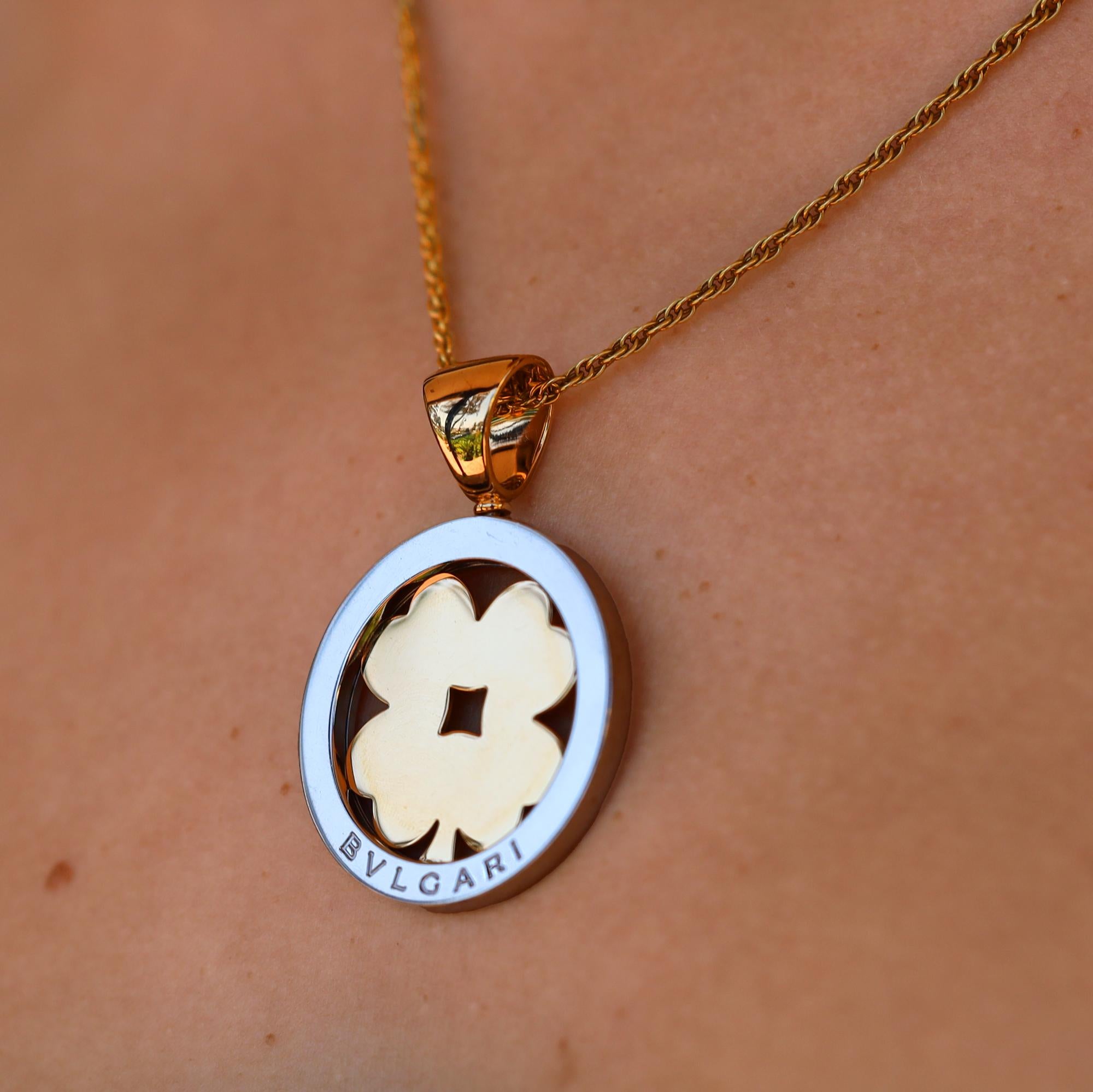 Vintage Bvlgari Tondo Trèfle à quatre feuilles Or 18k 2 tons Pendentif en vente 1