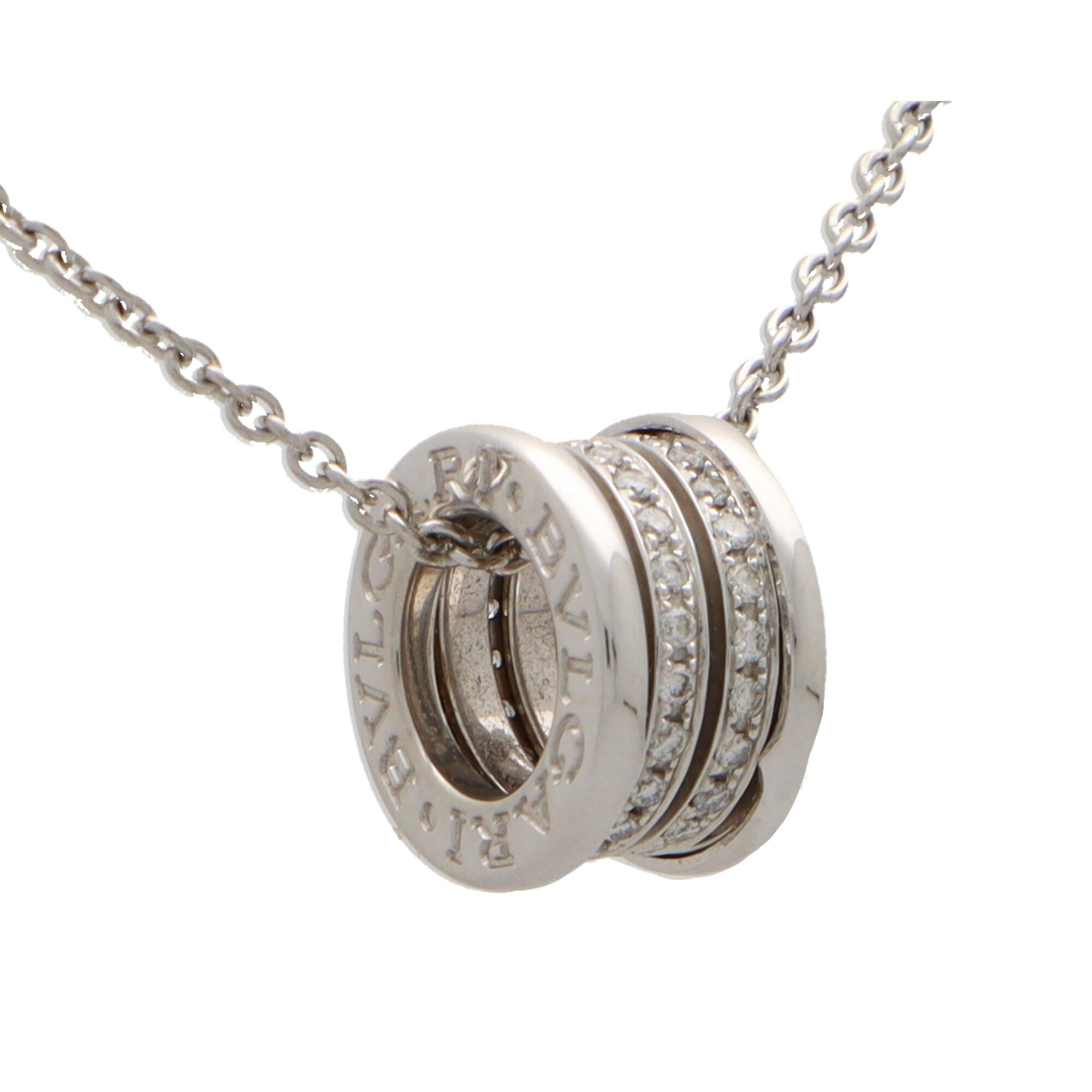 Modern Vintage B.Zero1 Diamond Pendant Necklace Set in 18k White Gold For Sale