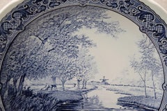 Grande plaque murale bleue et blanche en bois de Delft Royal, datant des années 1950 environ