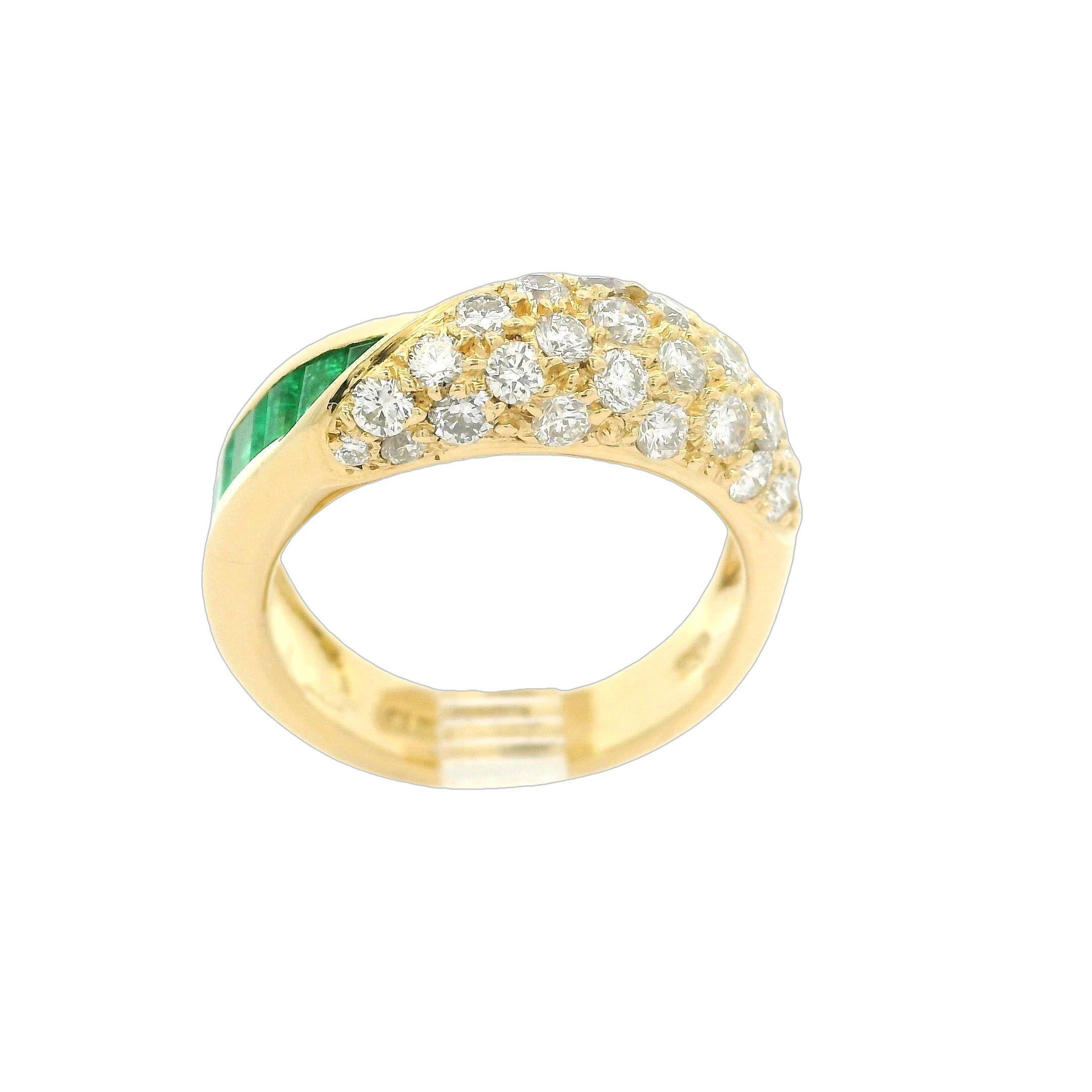 Vintage C. Krypell 18k Yellow Gold Emerald & Fold Over Diamond Covered Band Ring In Excellent Condition For Sale In Montclair, NJ