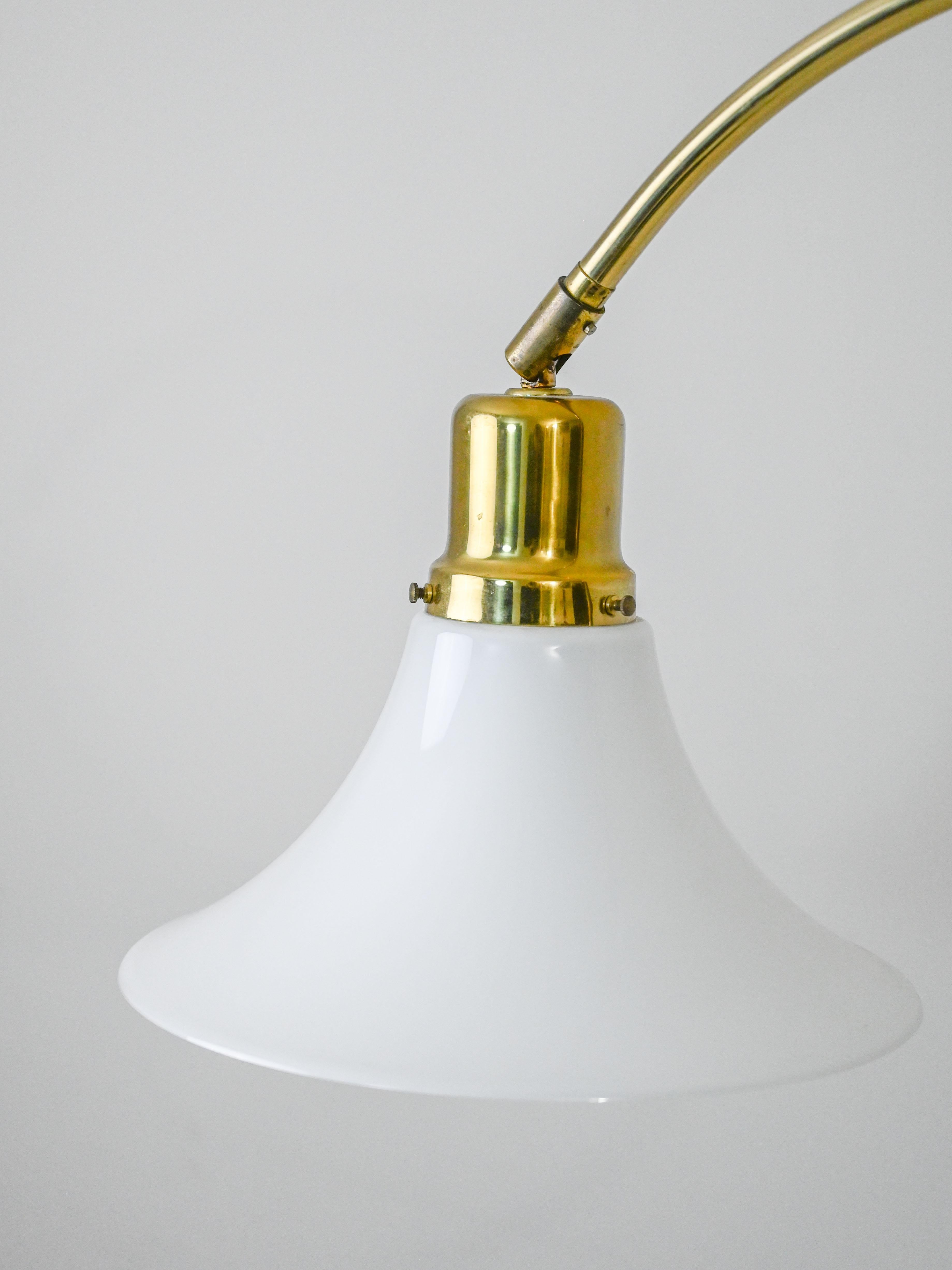 C-förmige Vintage-Lampe im Zustand „Gut“ im Angebot in Brescia, IT