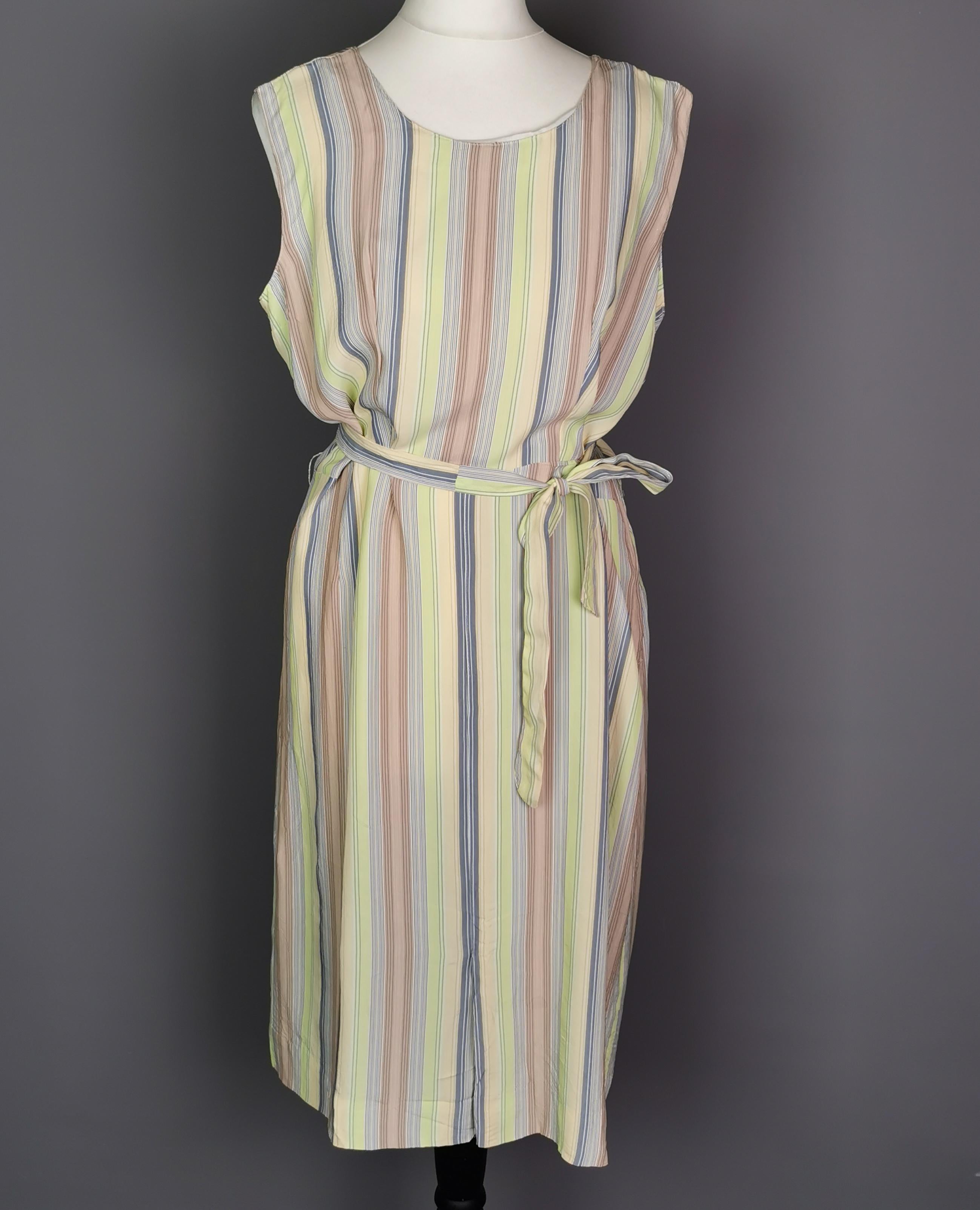 Vintage c1930s striped rayon day dress  For Sale 3