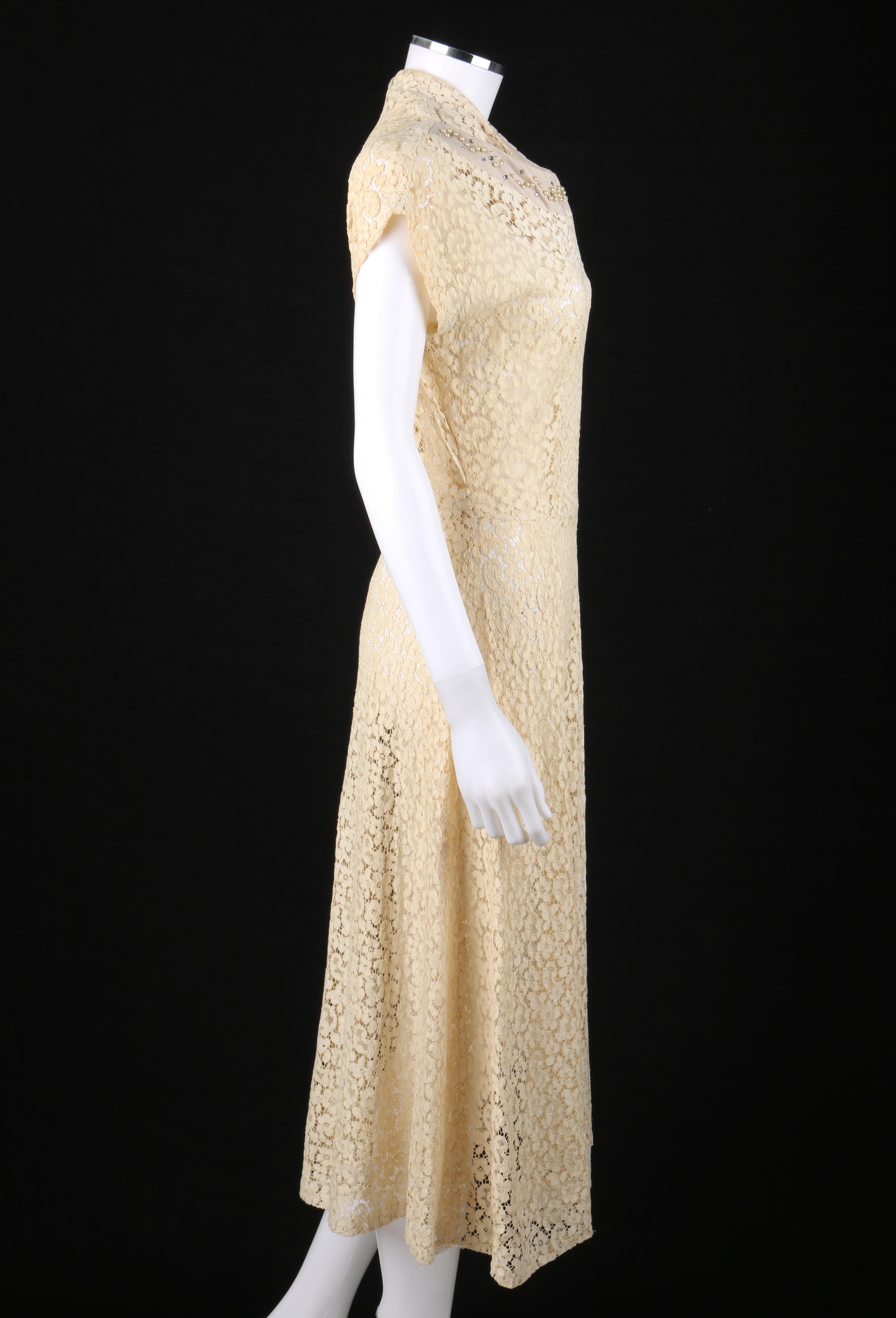 VINTAGE c.1940’s Ivory Tan Cotton Lace Beaded Applique Vent V-Neck Midi Dress   In Good Condition In Thiensville, WI