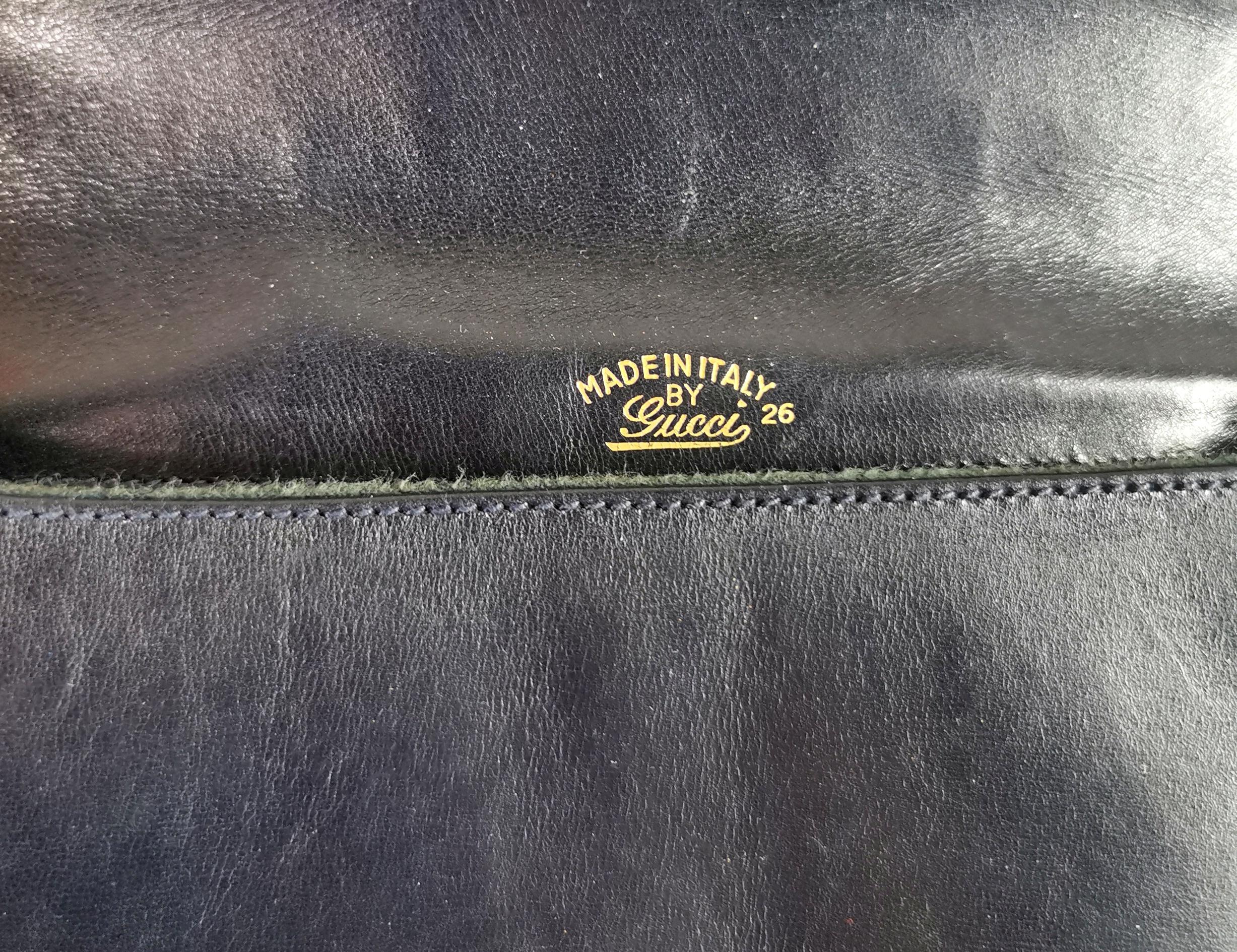 Vintage c1960s Gucci navy leather handbag, Shoulder bag  For Sale 6