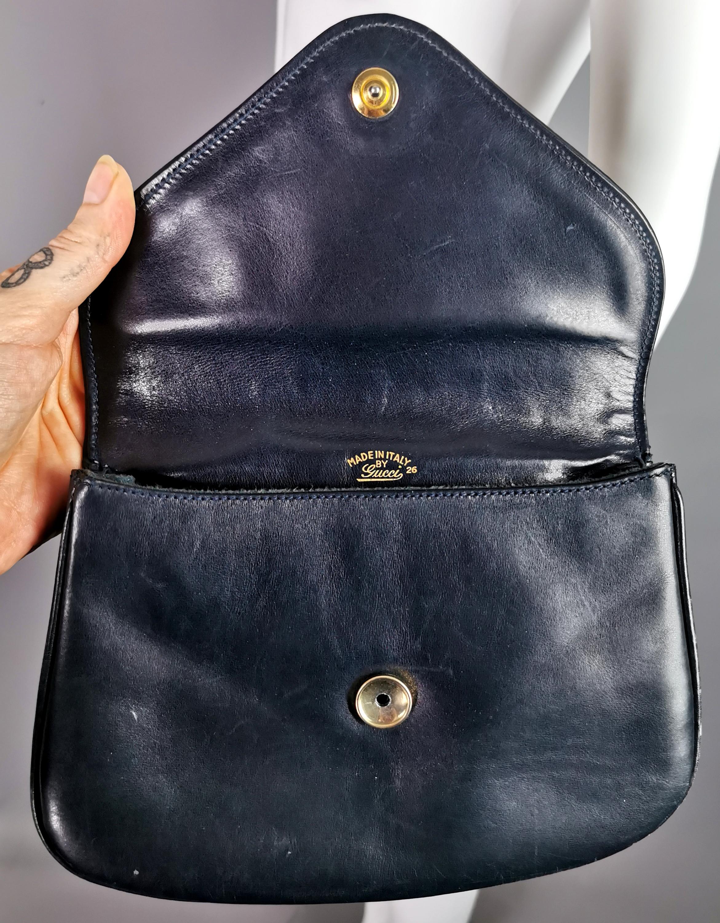 Vintage c1960s Gucci navy leather handbag, Shoulder bag  For Sale 4