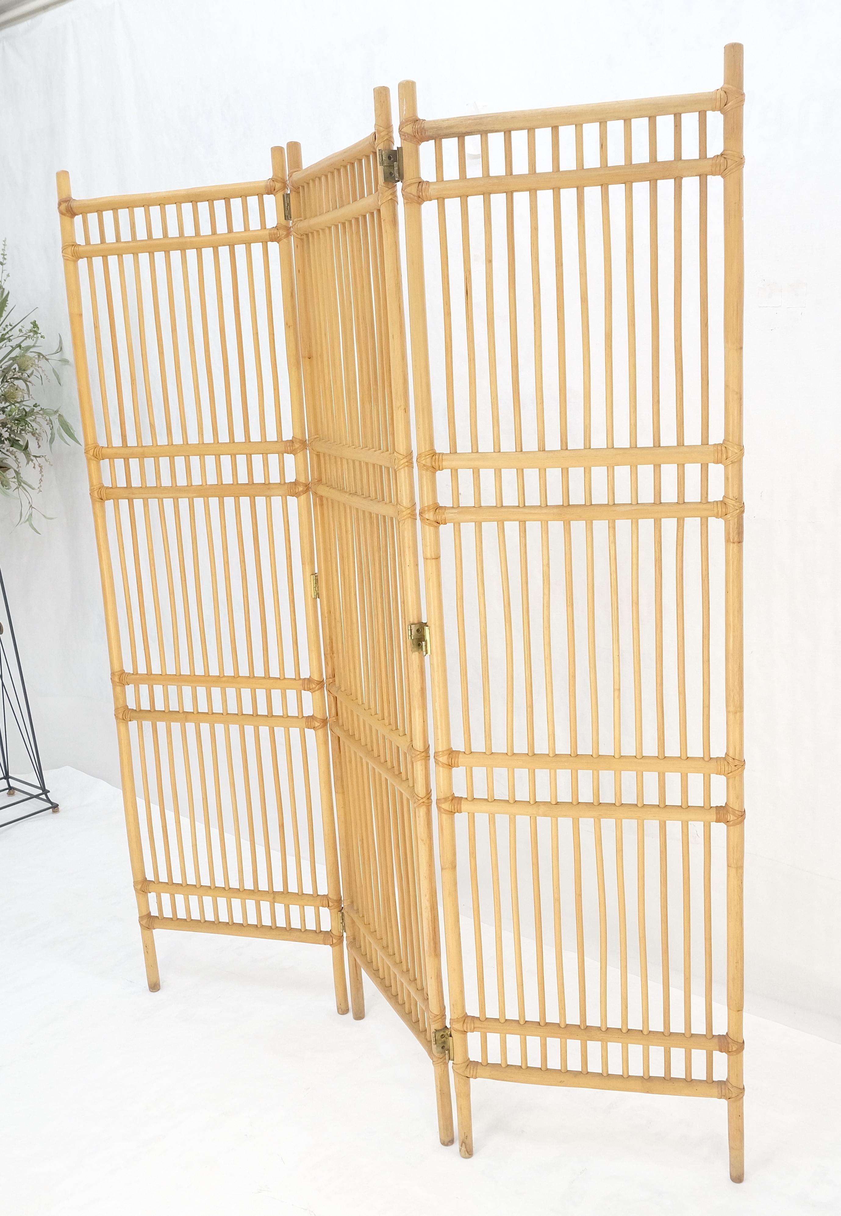 20th Century Vintage c1970s Blond Bamboo Rattan tri Fold Screen Room Divider MINT! For Sale