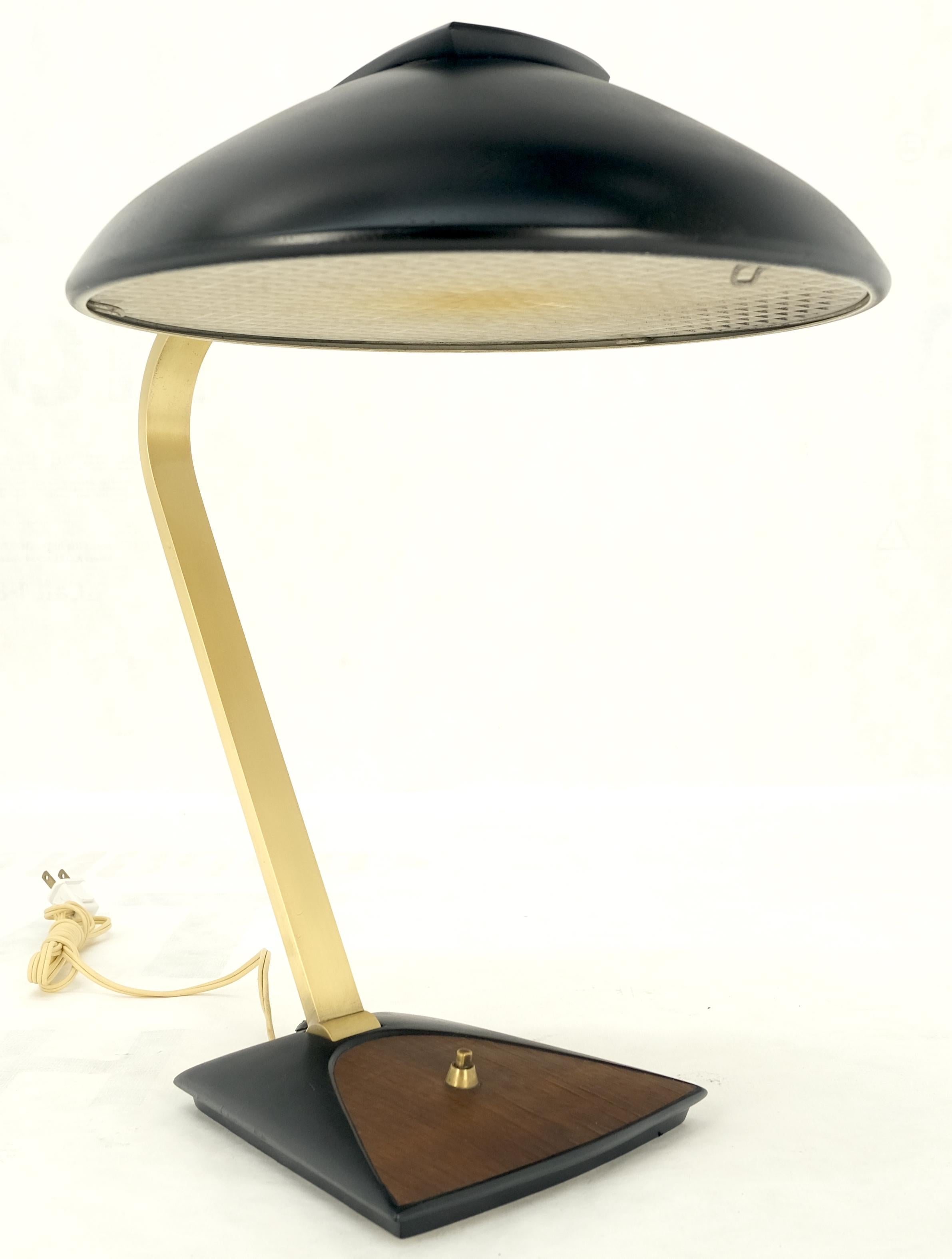Vintage c1970s Italian Mid Century Modern Adjustable Brass Desk Table Lamp MINT! For Sale 3