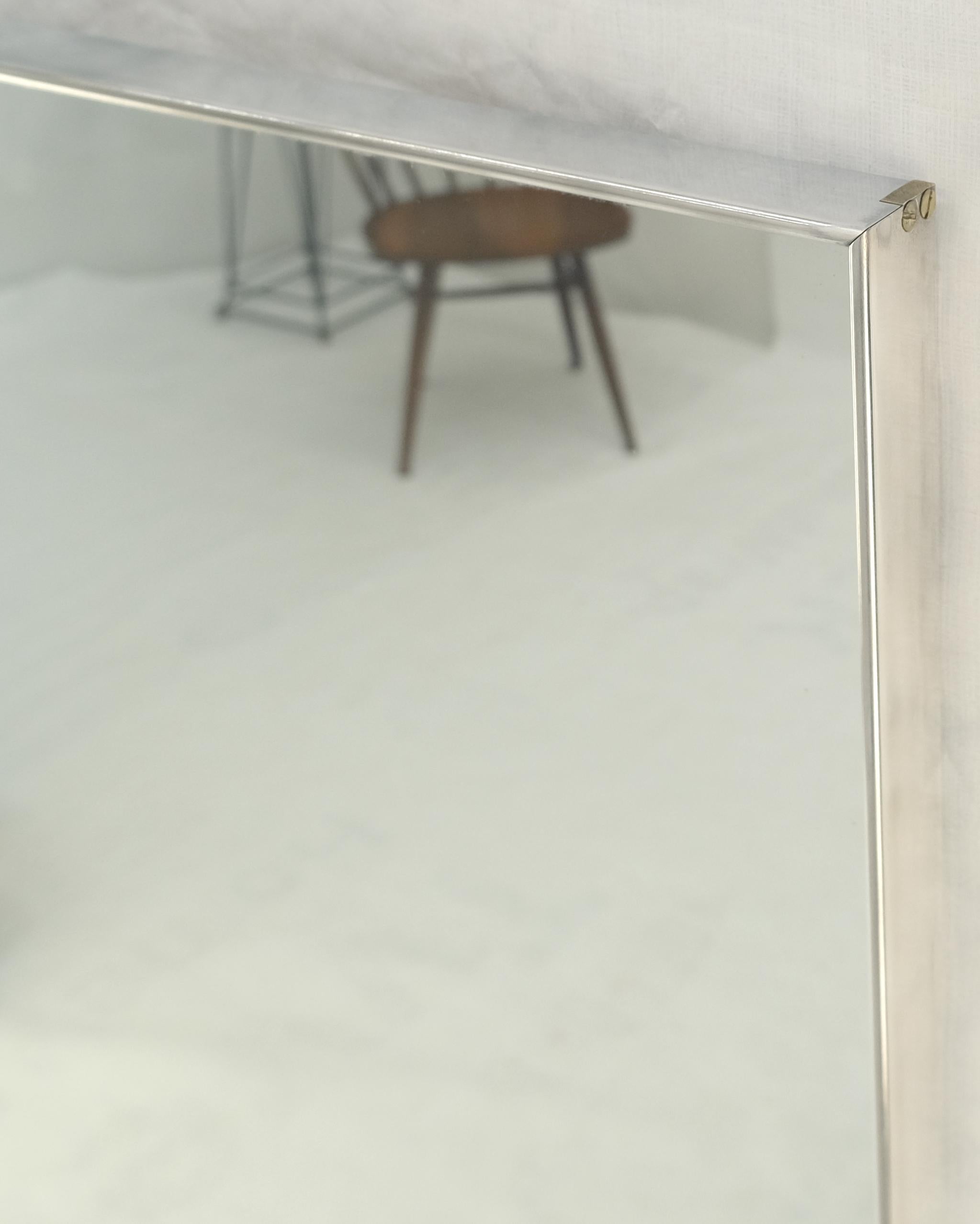 XX secolo Vintage c1970s Grande specchio da parete in alluminio Machin 33x55