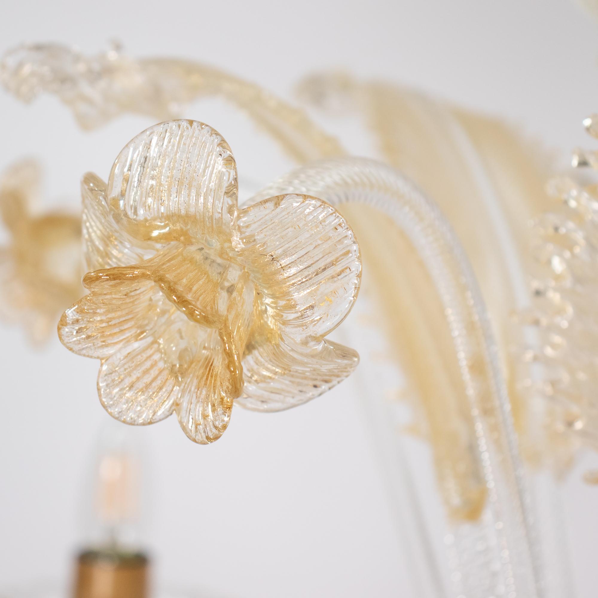 Vintage Ca' Rezzonico Style Gold-Infused Murano Kronleuchter inspiriert von Briati im Zustand „Gut“ im Angebot in Chicago, IL