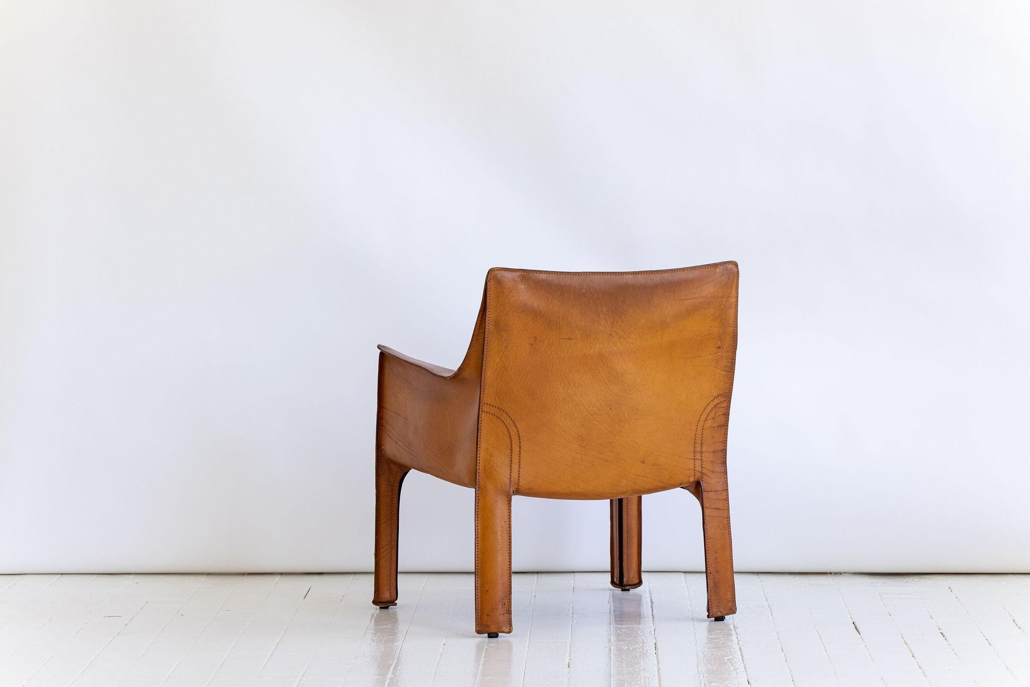Moderne Chaise vintage CAB 414 de Mario Bellini, vers 1979 en vente