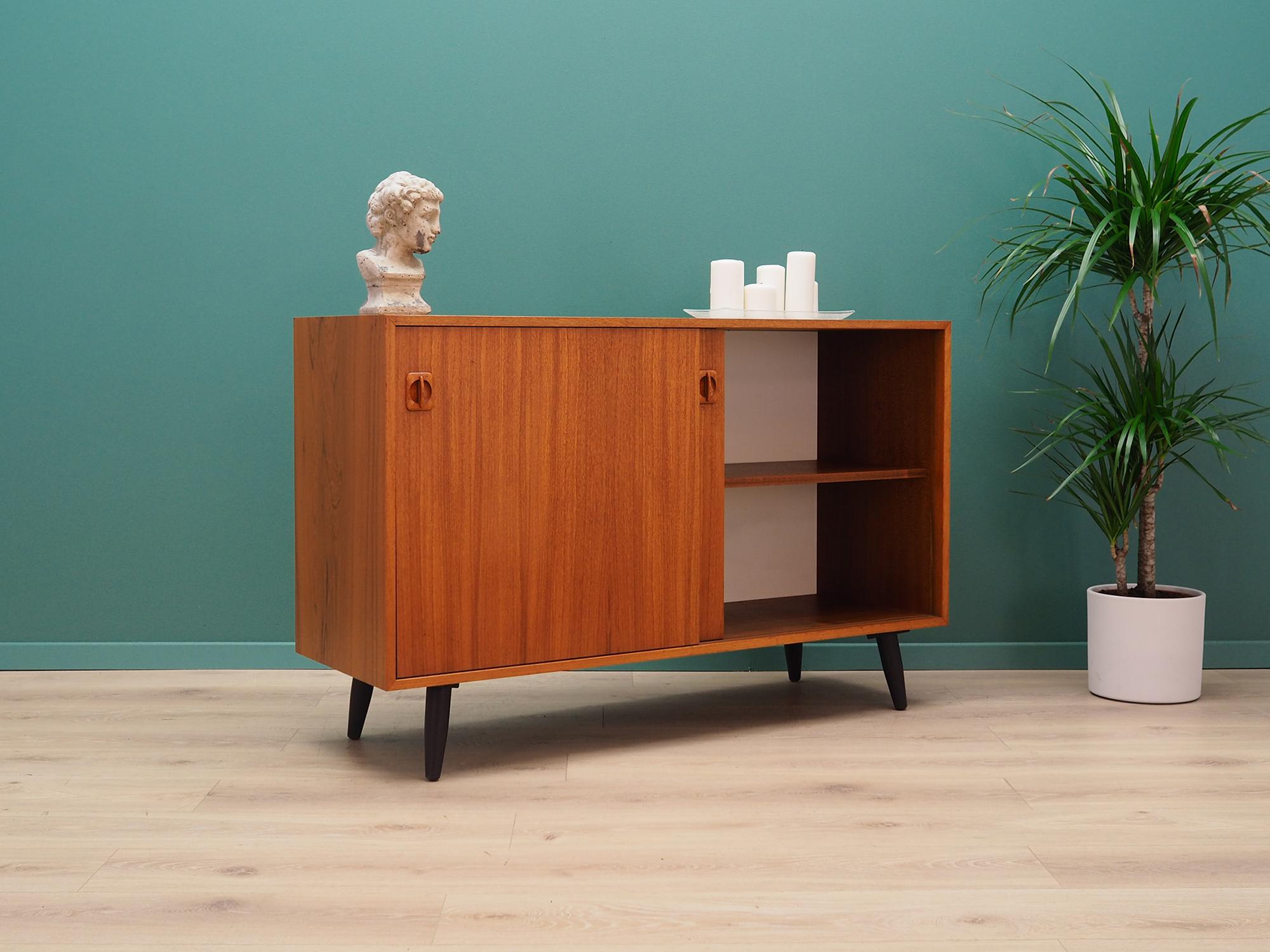 Veneer Vintage Cabinet 1960-1970 Danish Design