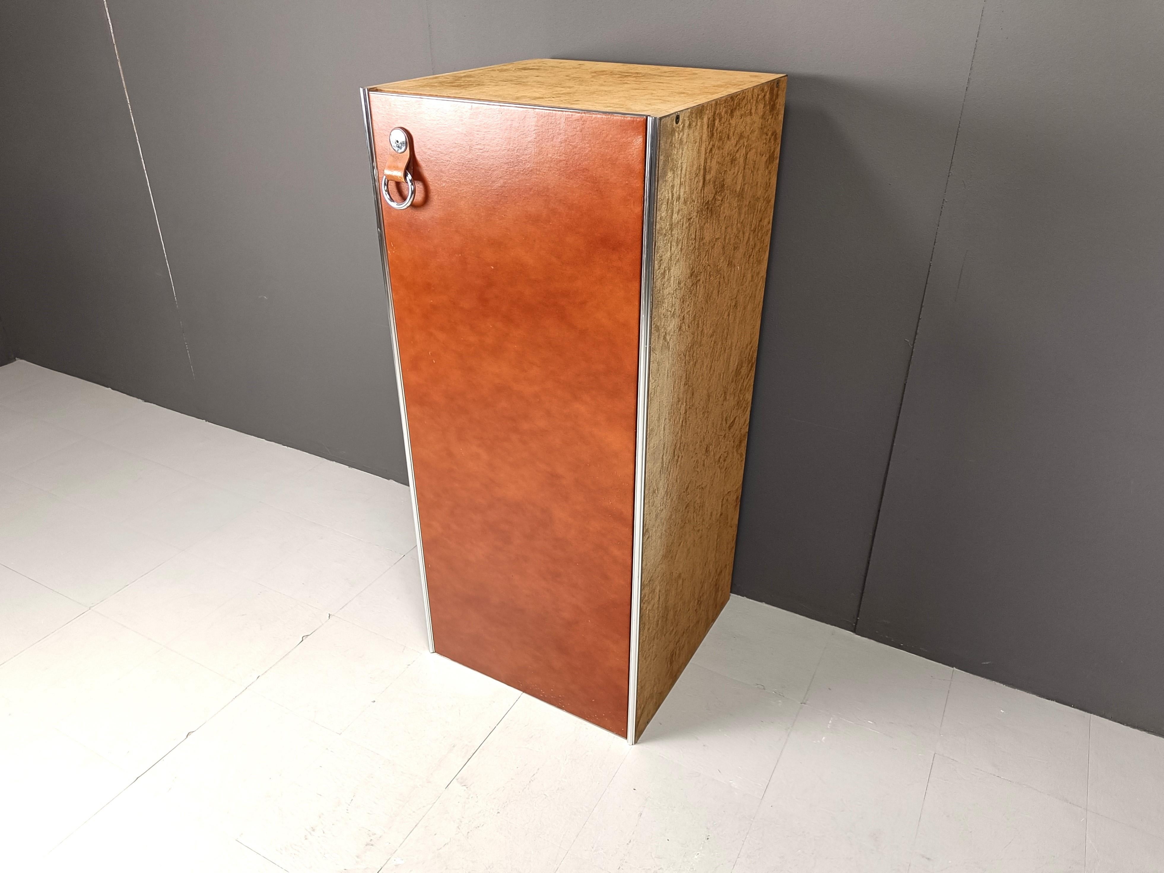 Leather Vintage cabinet by Guido Faleschini for I4 Mariani, 1970s