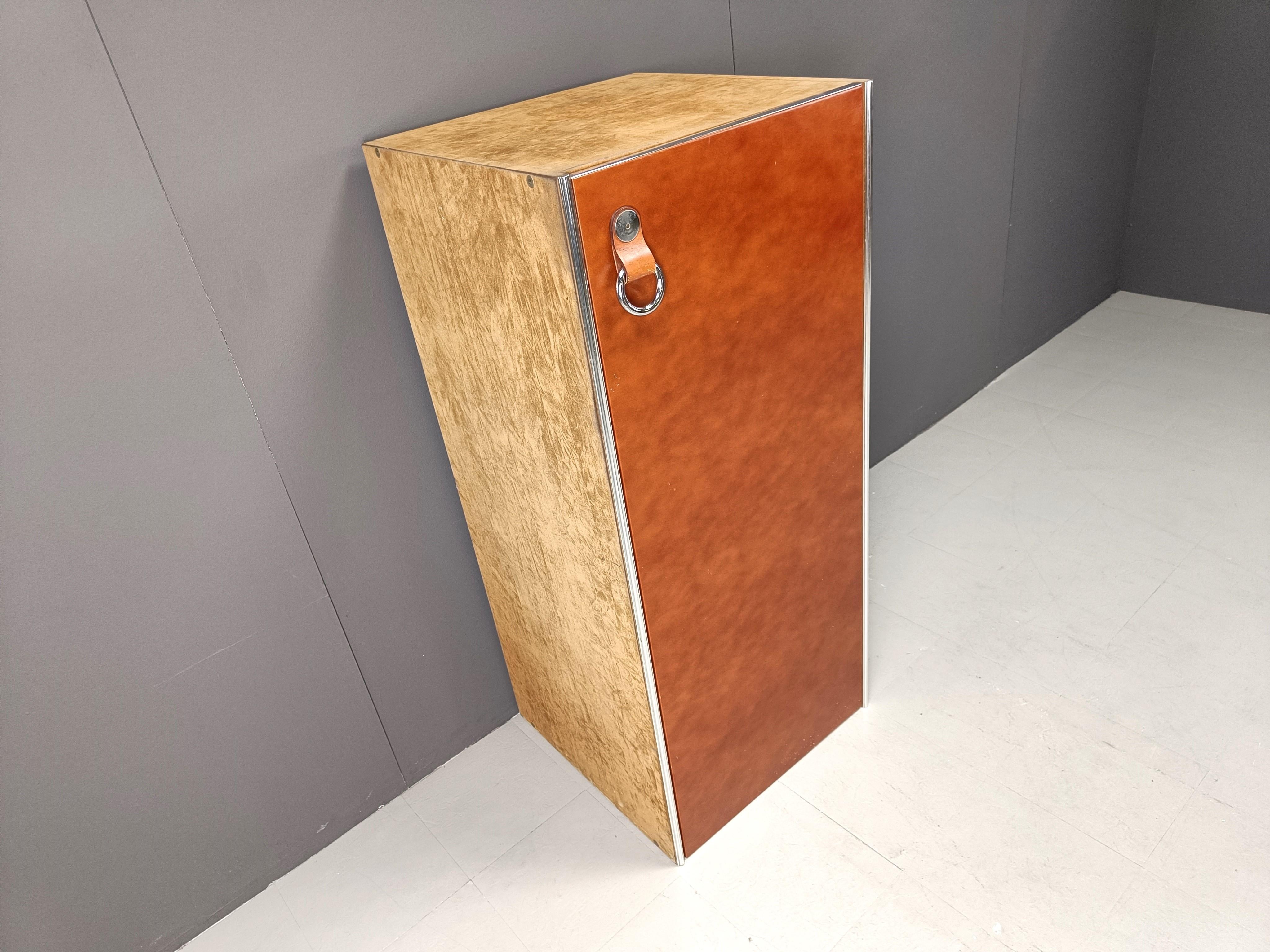 Vintage cabinet by Guido Faleschini for I4 Mariani, 1970s 1