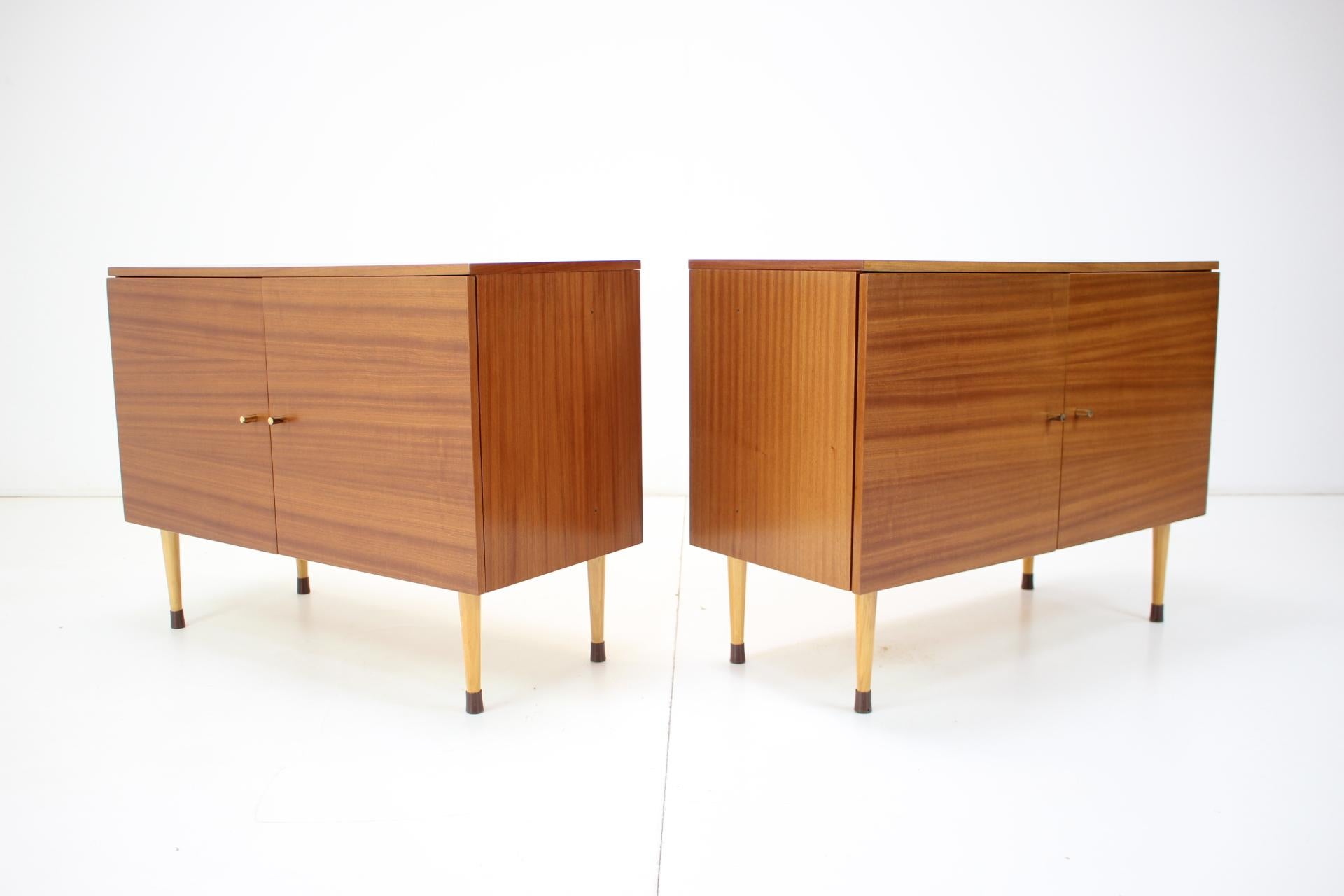 Vintage Cabinet by Jitona, 1970s In Good Condition For Sale In Praha, CZ