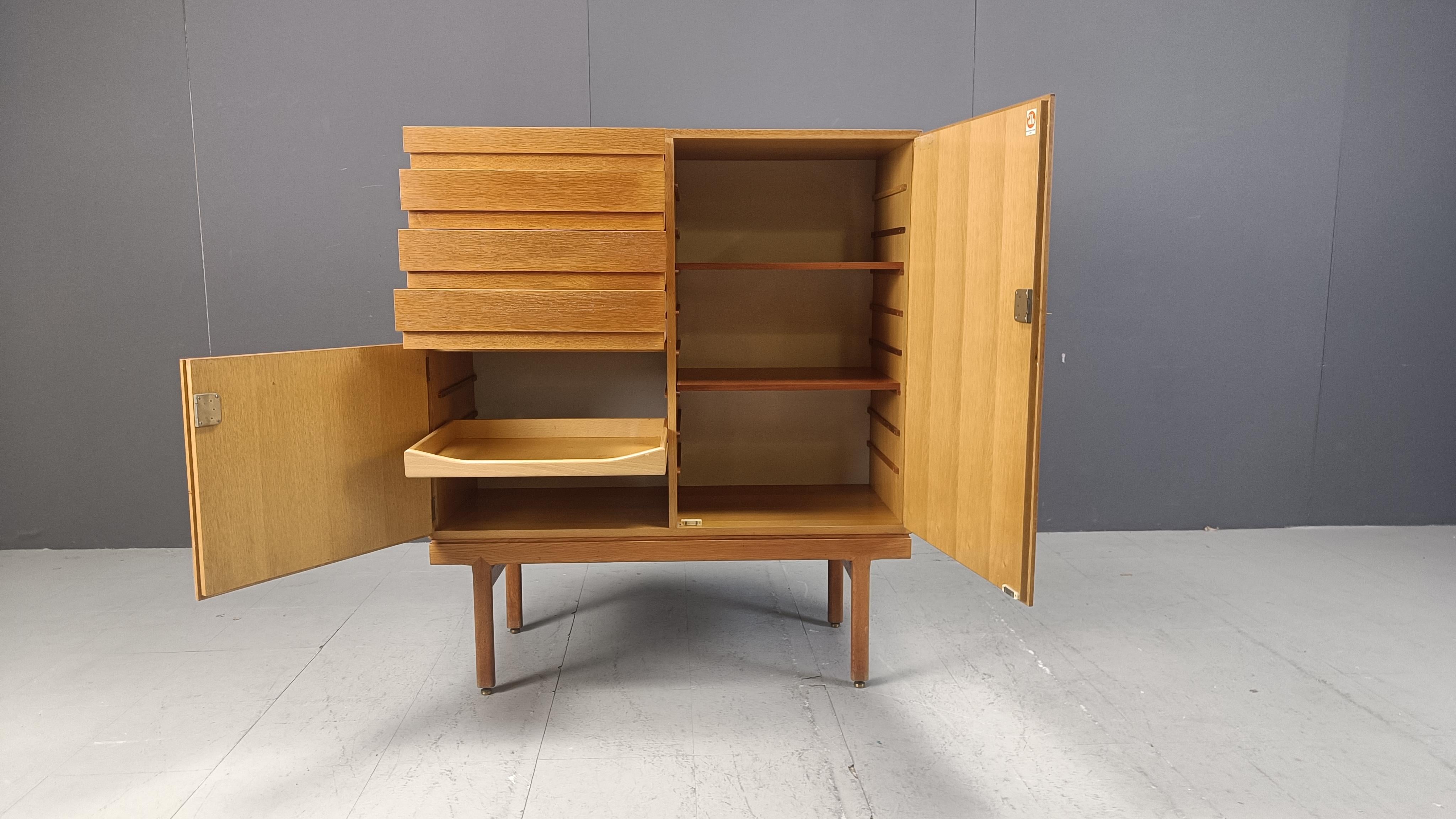Armoire vintage Jos De Mey pour Vandenberghe Pauvers, années 1960 en vente 3