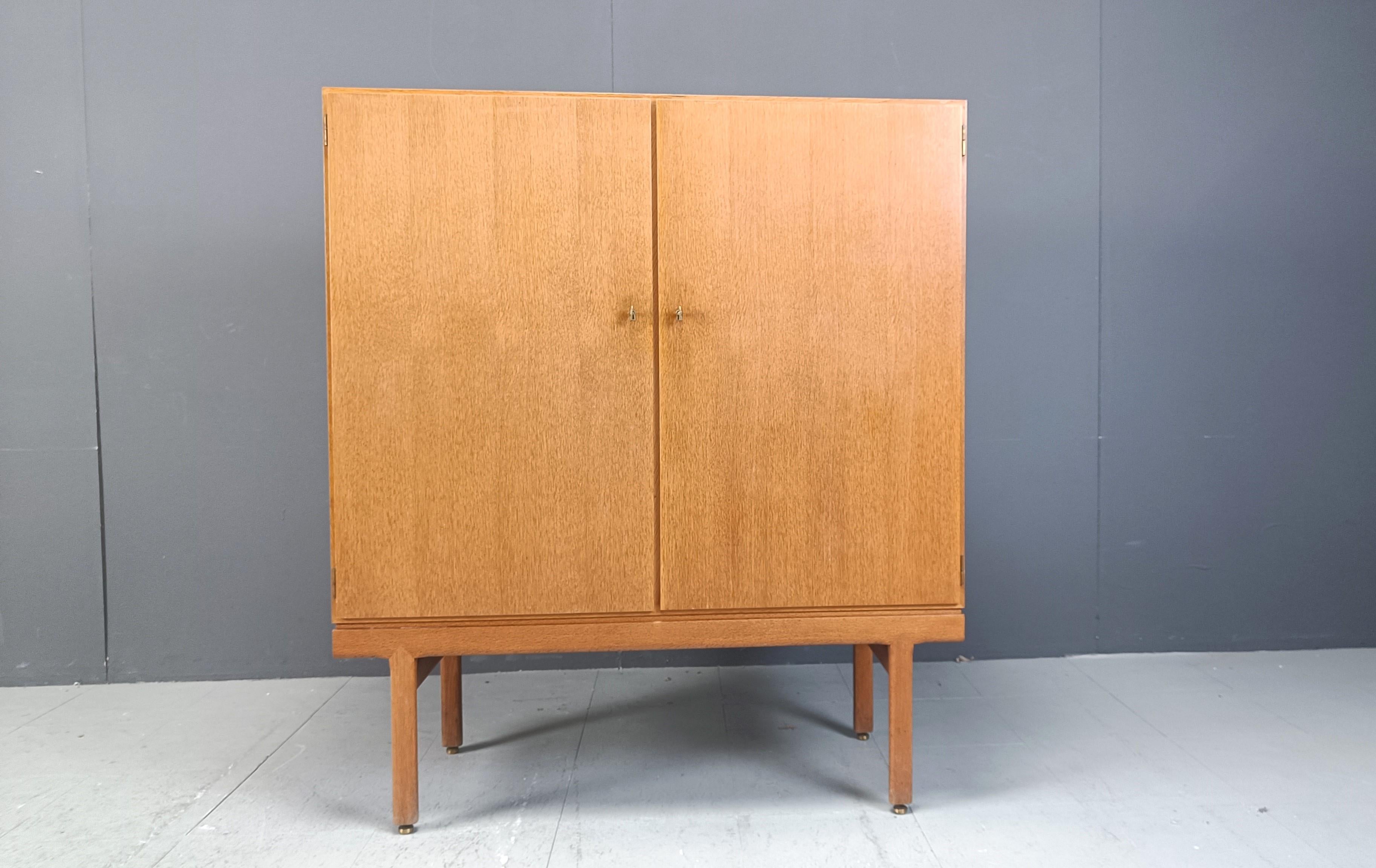 Belge Armoire vintage Jos De Mey pour Vandenberghe Pauvers, années 1960 en vente