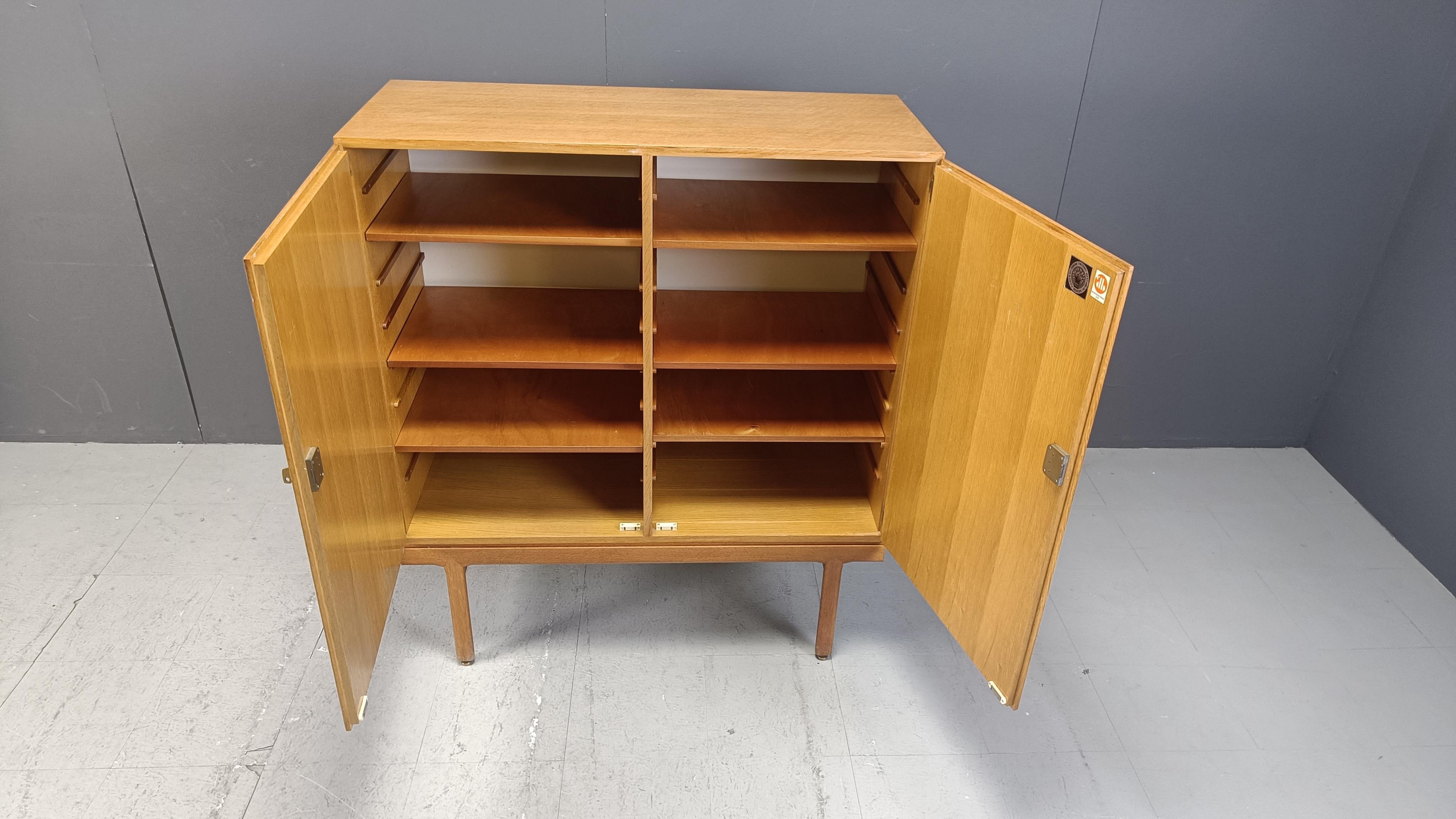 Armoire vintage Jos De Mey pour Vandenberghe Pauvers, années 1960 en vente 2