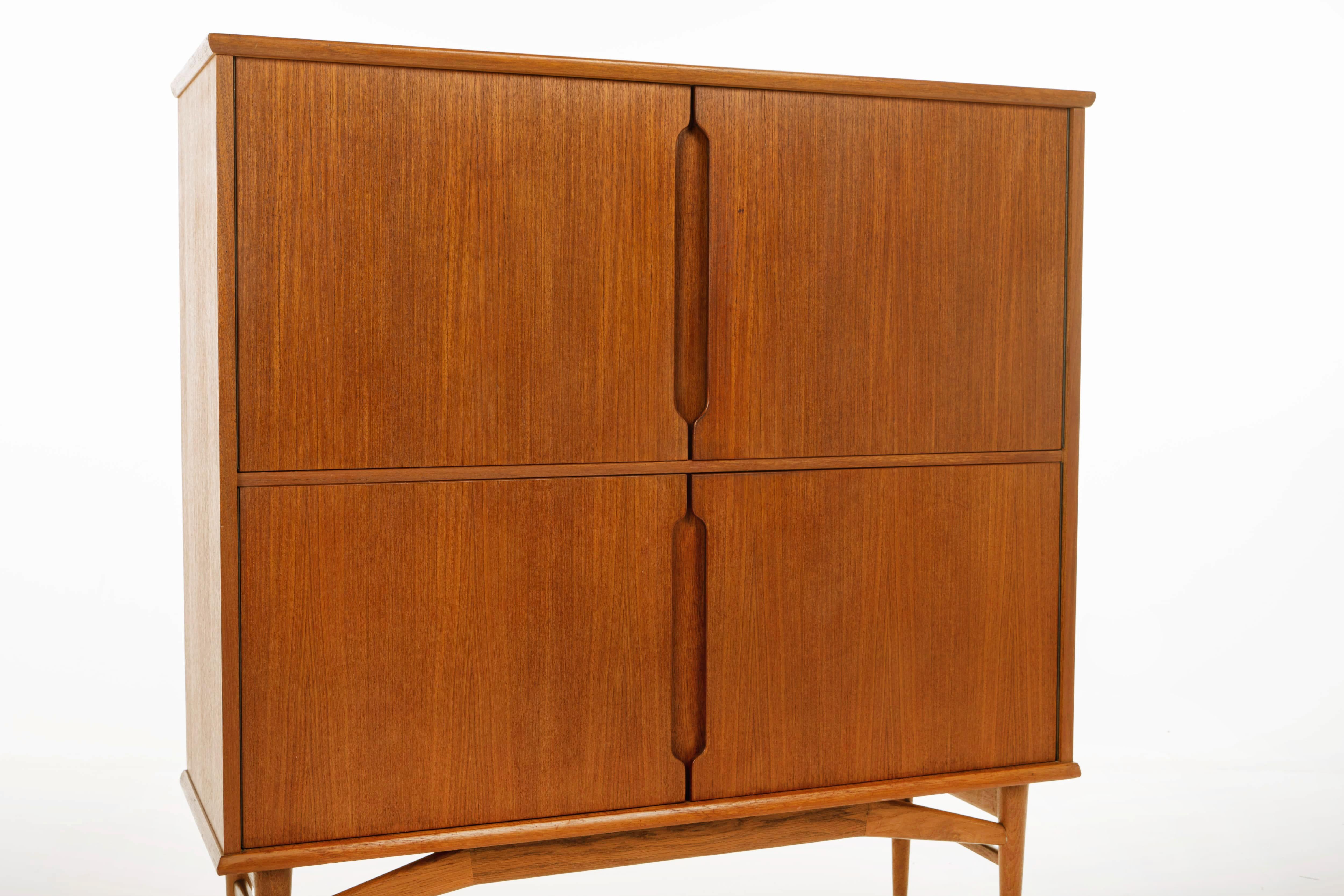 Armoire vintage en teck 4
