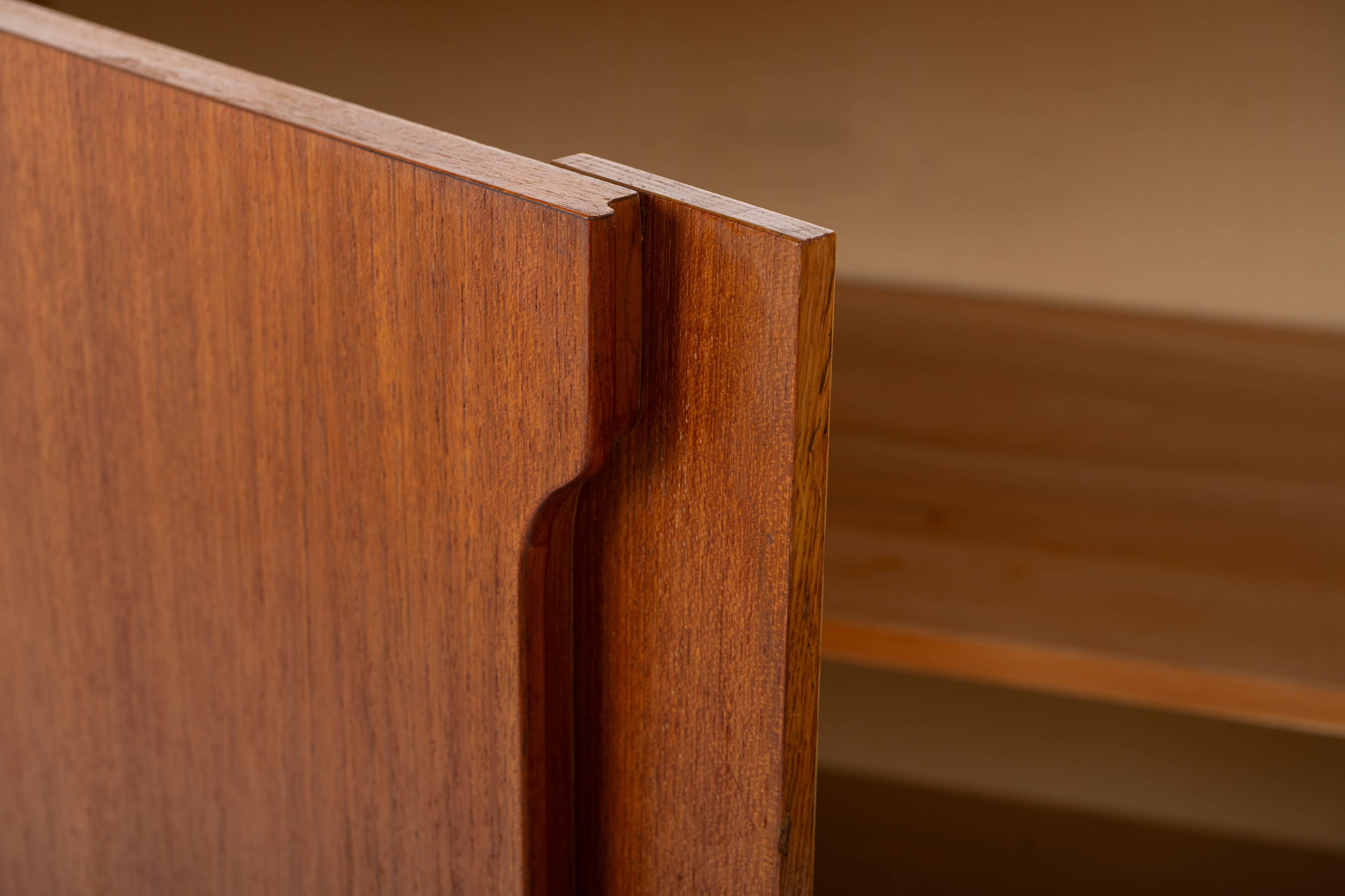 Armoire vintage en teck 2
