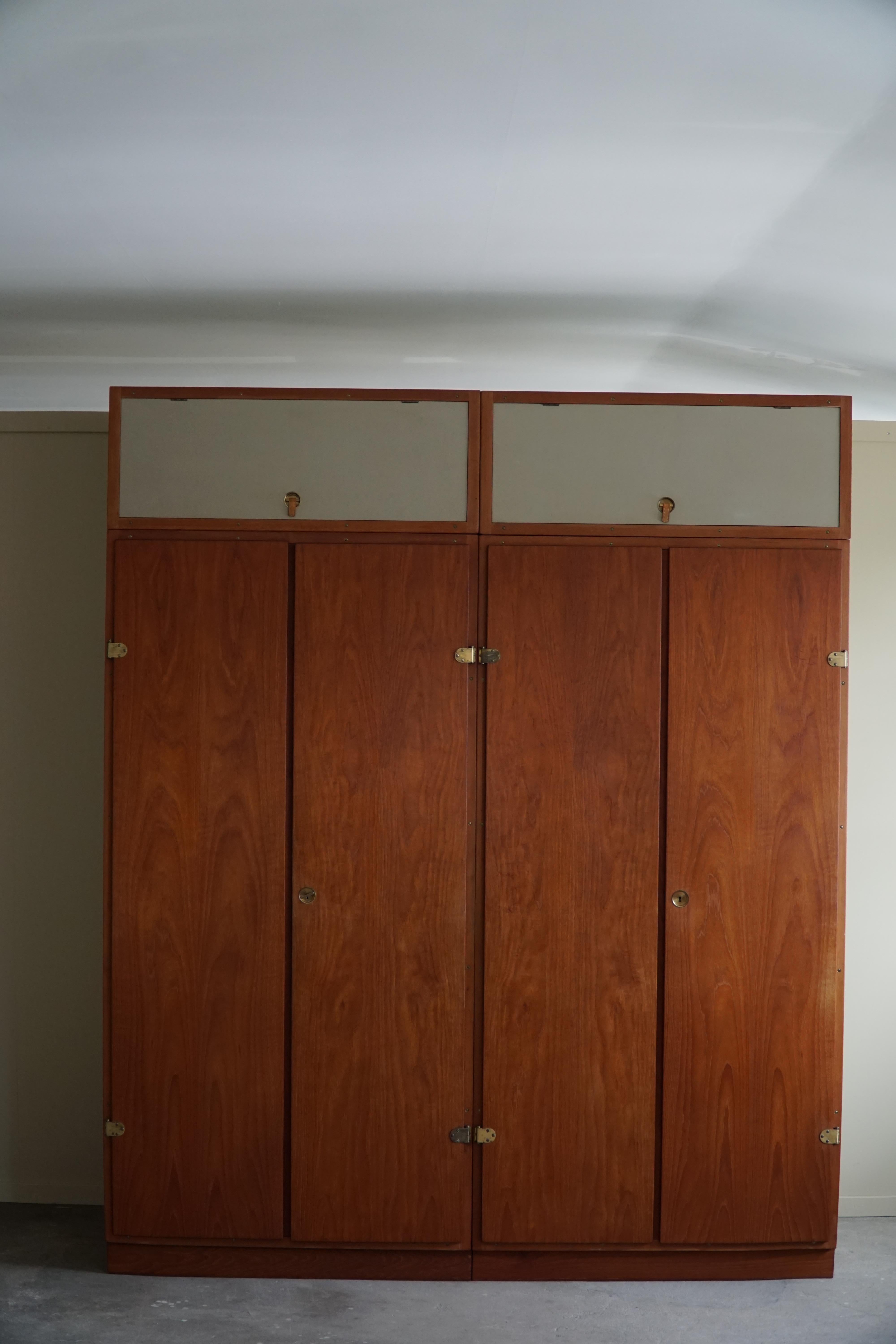 Vintage Cabinet / Wardrobe in Teak & Pine, Børge Mogensen & Grethe Meyer, 1956 For Sale 3