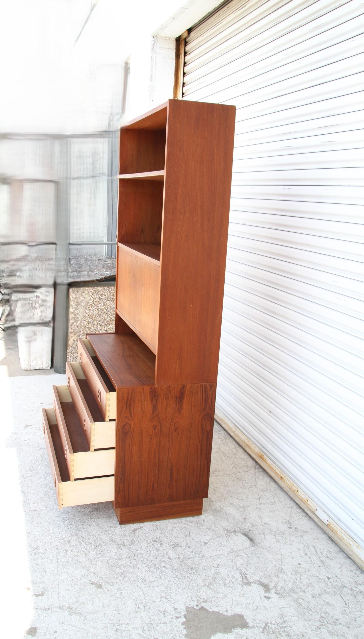 Mid-20th Century Poul Hundevard Danish Modern Teak 4 Drawer Drop Front Secretary w/ Bookshelf For Sale
