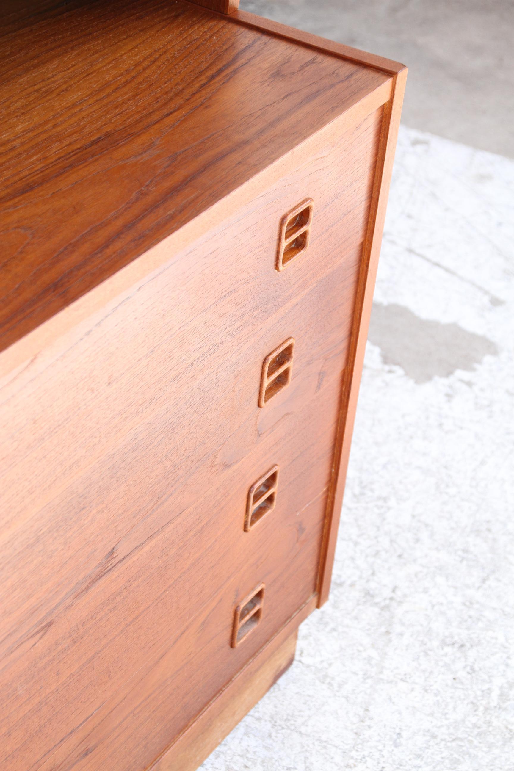 Wood Poul Hundevard Danish Modern Teak 4 Drawer Drop Front Secretary w/ Bookshelf For Sale