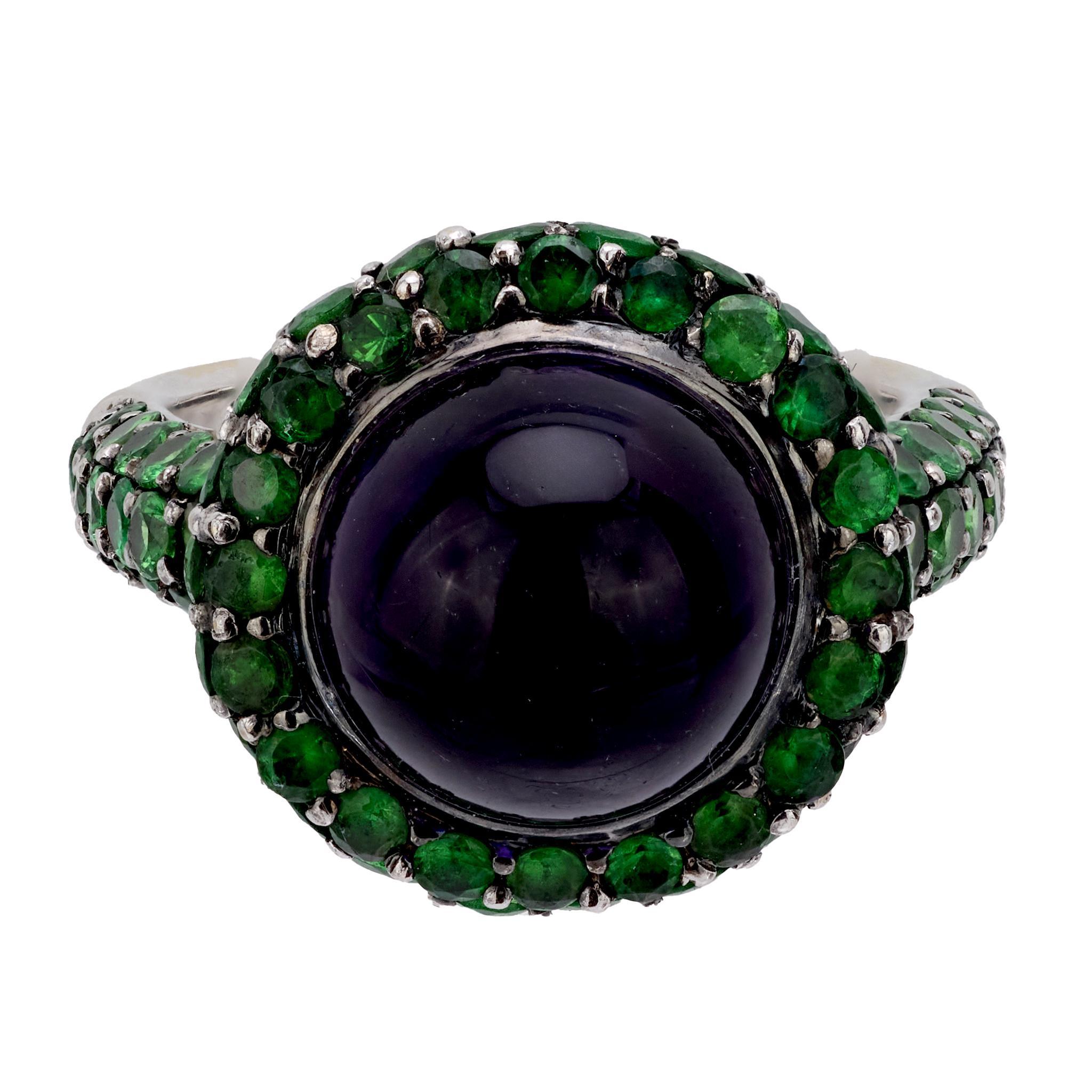 Modern Vintage cabochon amethyst tsavorite 18k white gold cocktail ring For Sale
