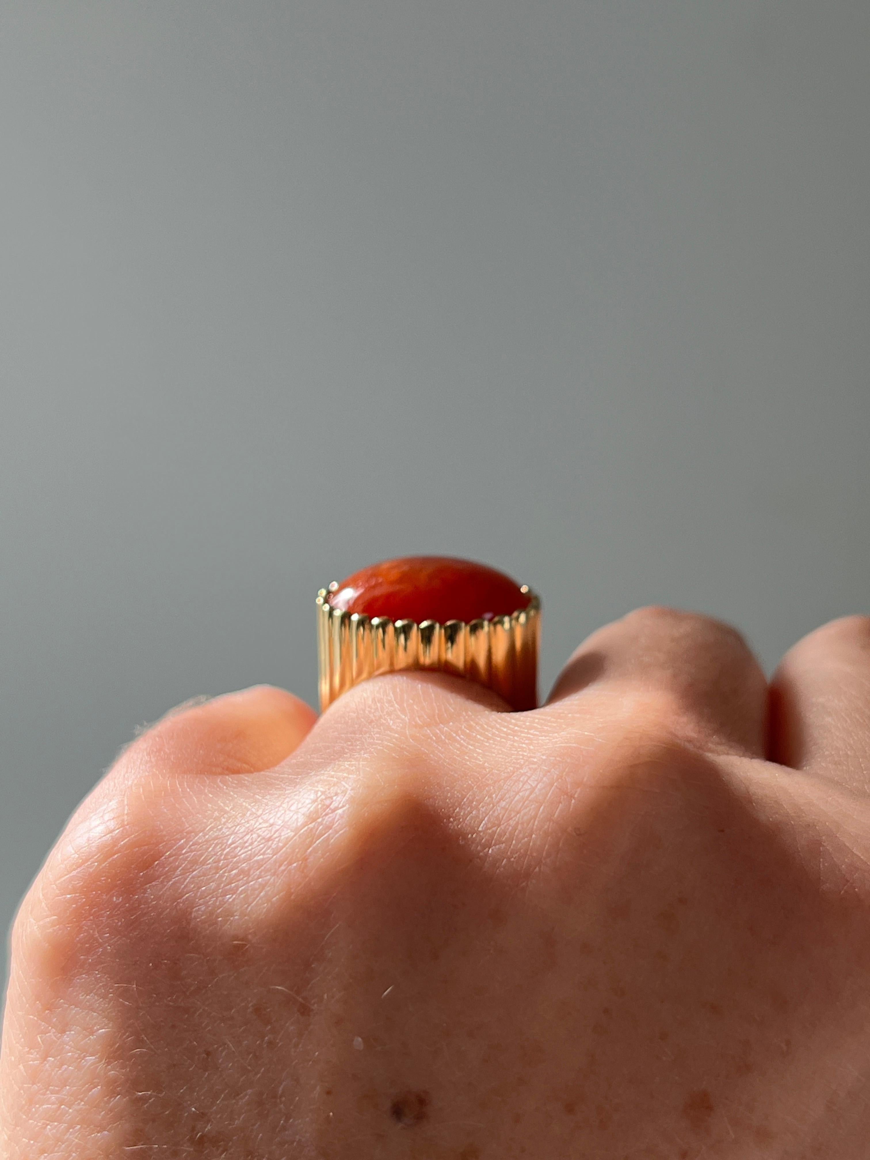 Vintage Cabochon Carnelian 18K Yellow Gold Cocktail Ring For Sale 6